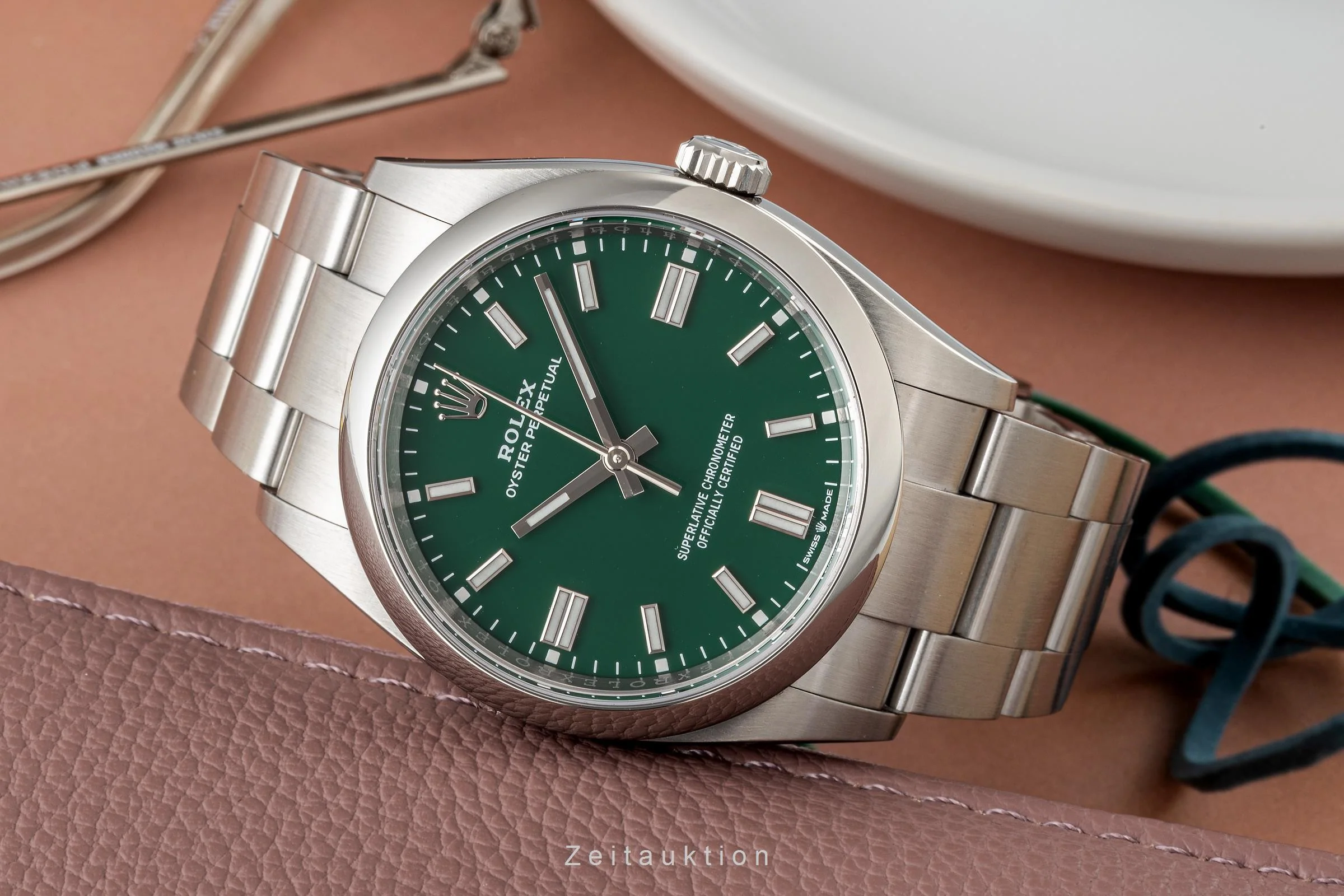 Rolex Oyster Perpetual steel automatic men's watch 126000  [2400123] - Image 2