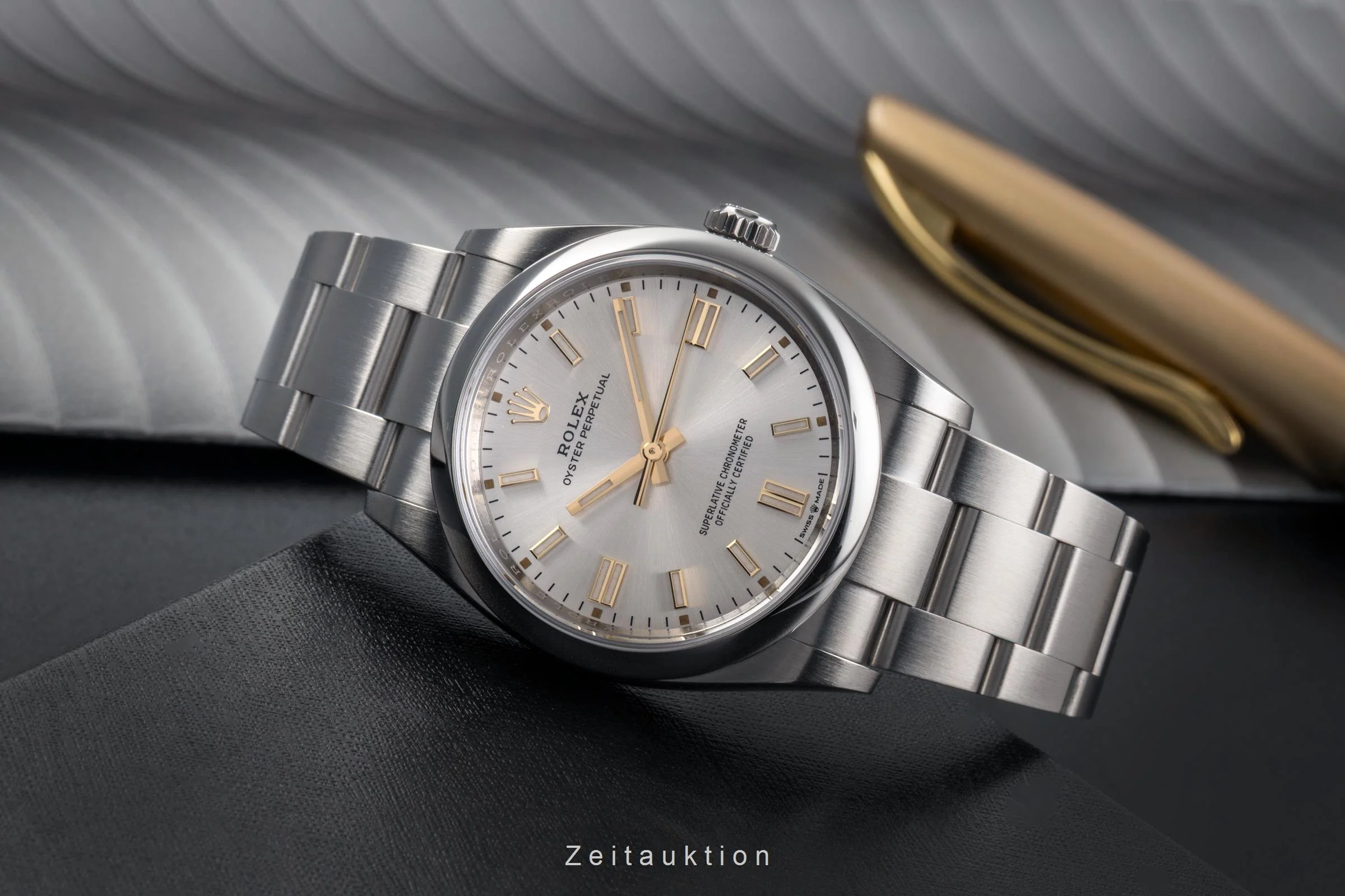 Rolex Oyster Perpetual steel automatic men's watch 126000  [2503844] - Image 3