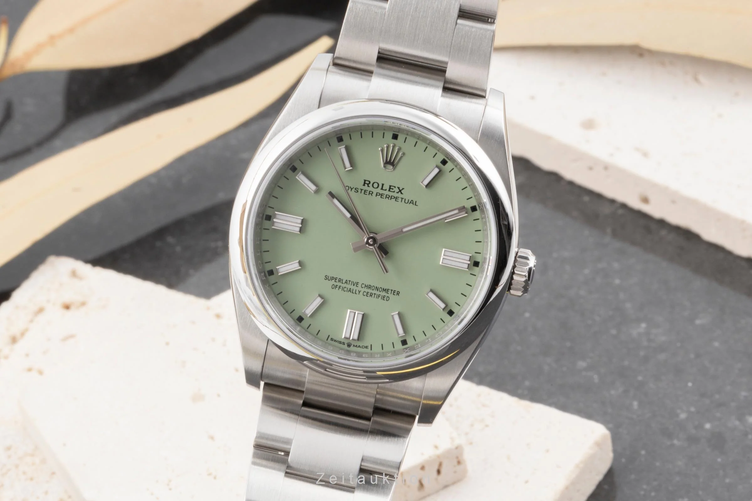Rolex Oyster Perpetual steel automatic men's watch 126000  [2506787] - Image 2