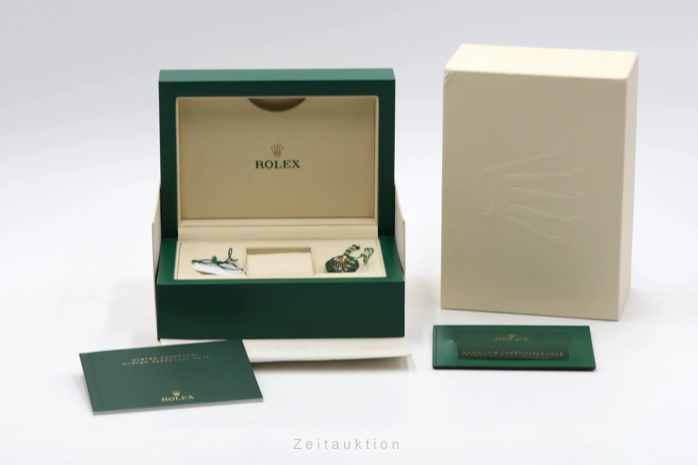 Rolex Oyster Perpetual steel automatic women's watch 124200  [2600926] - Image 9