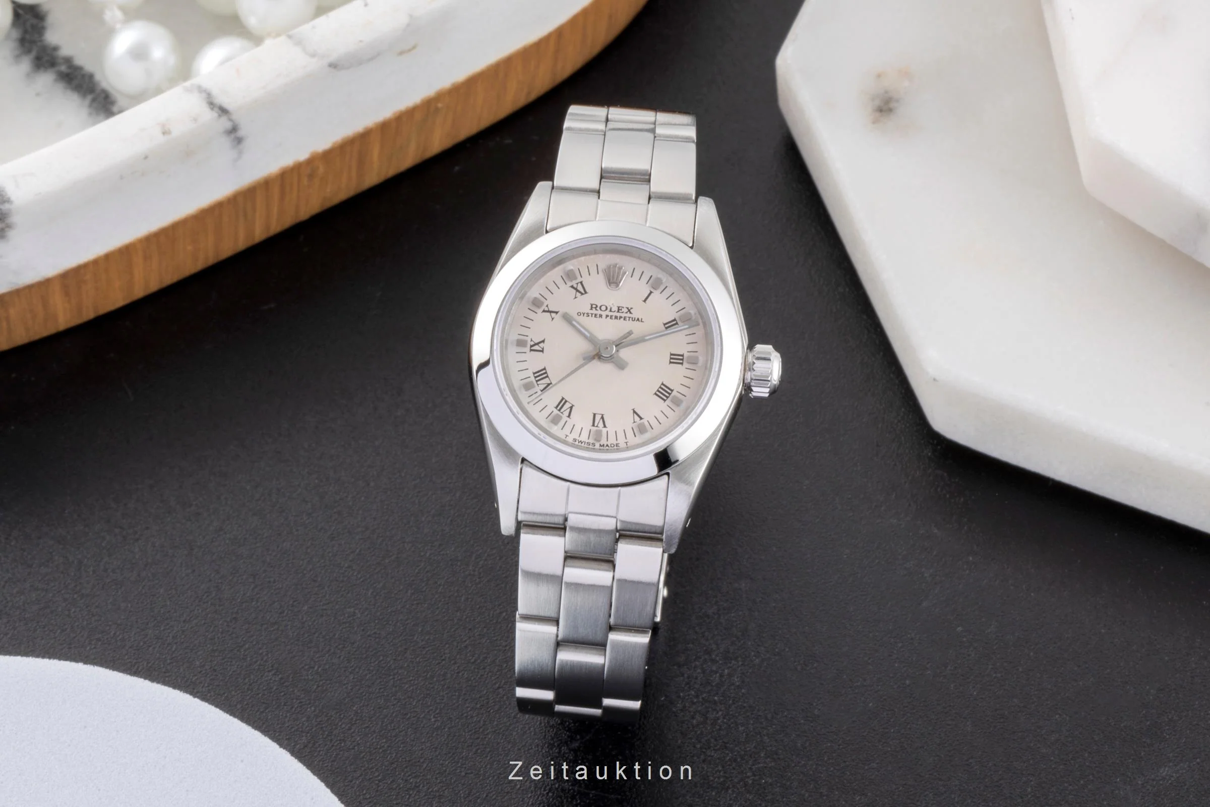 Rolex Oyster Perpetual steel automatic women's watch 67180  [2403940] - Image 4