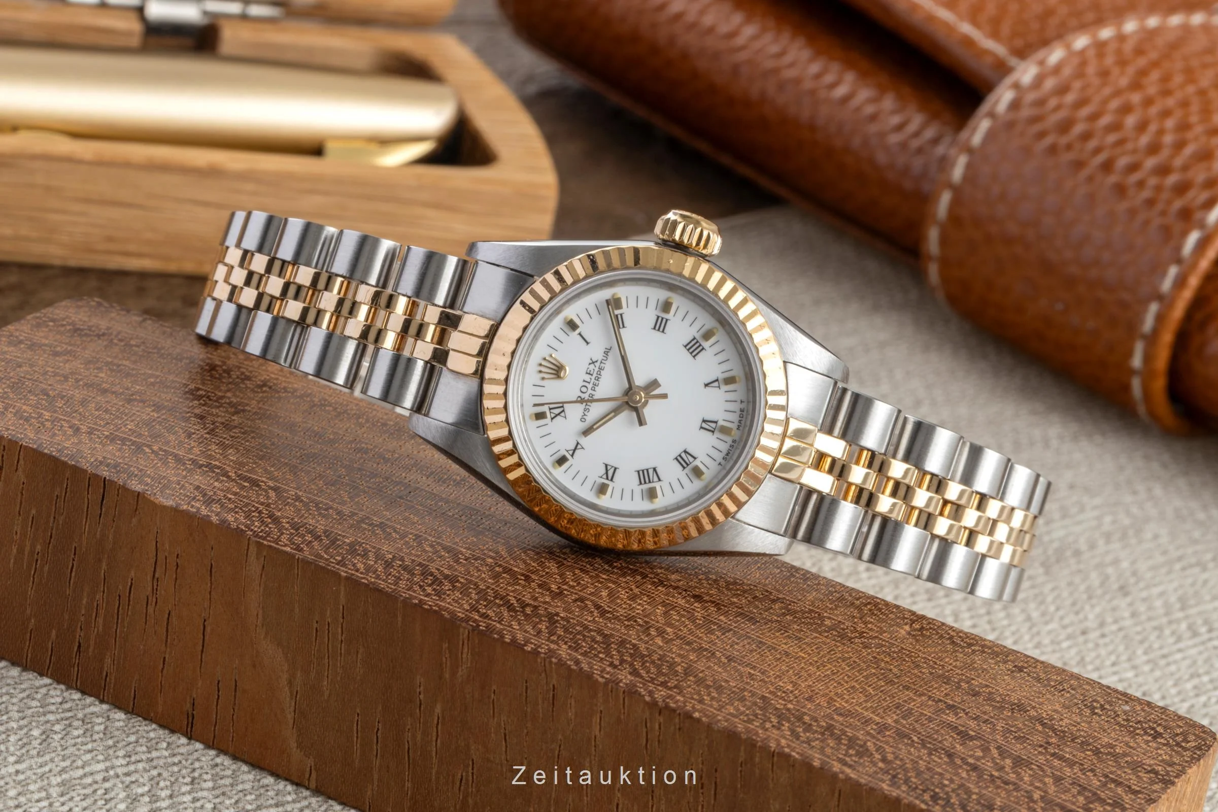 Rolex Oyster Perpetual steel / gold automatic women's watch 67193  [2505091] - Image 3