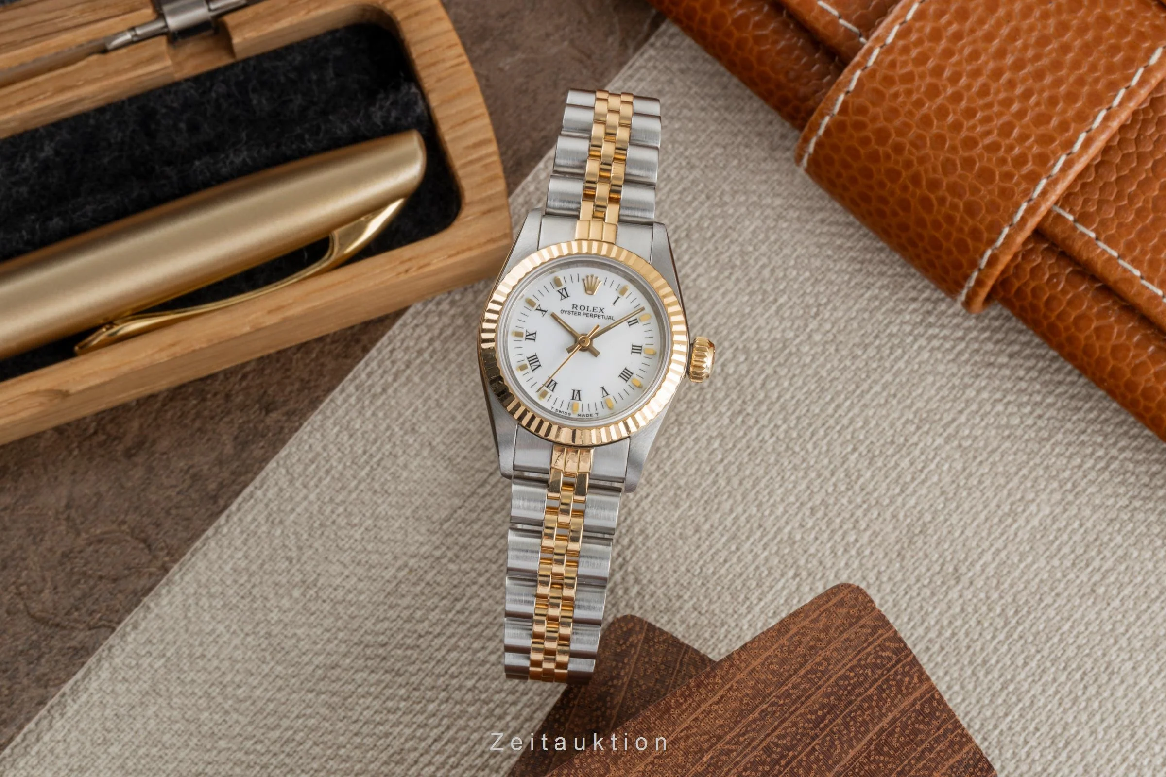 Rolex Oyster Perpetual steel / gold automatic women's watch 67193  [2505091] - Image 4