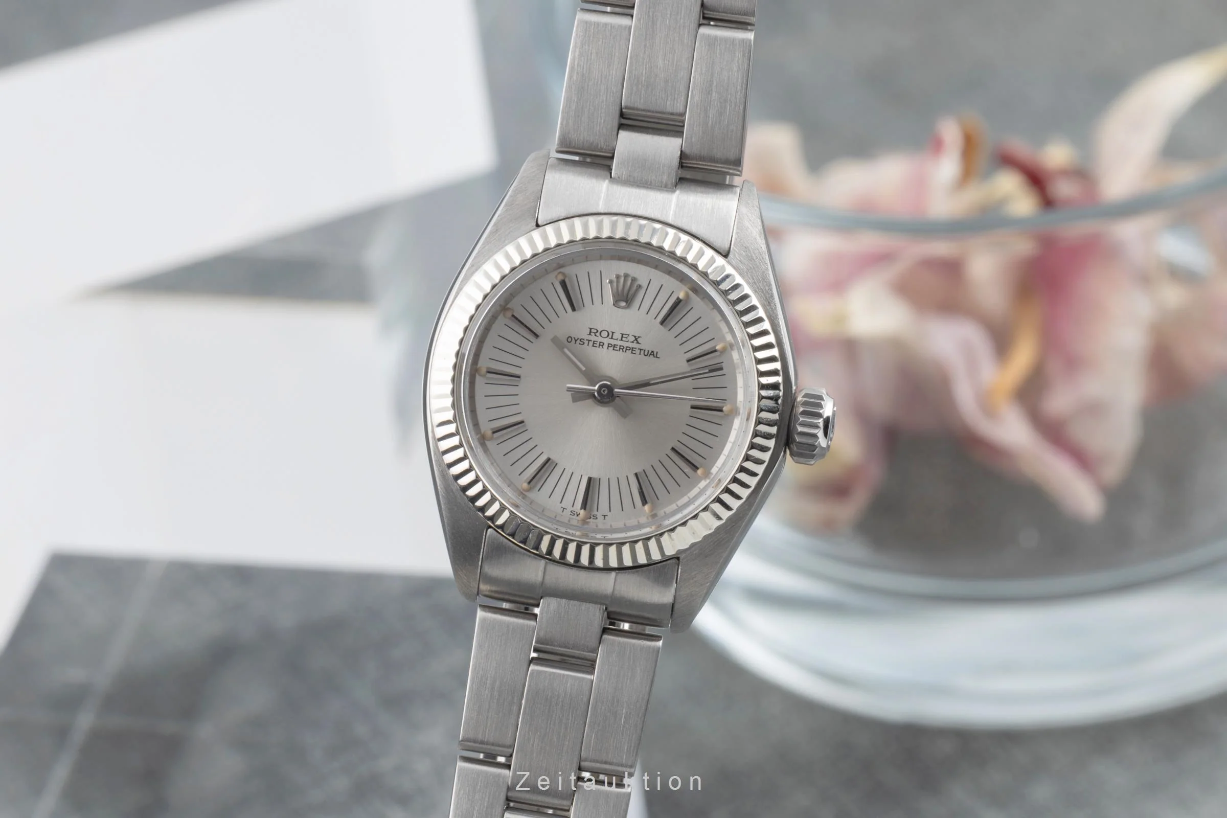 Rolex Oyster Perpetual steel / white gold automatic women's watch 6719 Vintage  [2506700] - Image 2