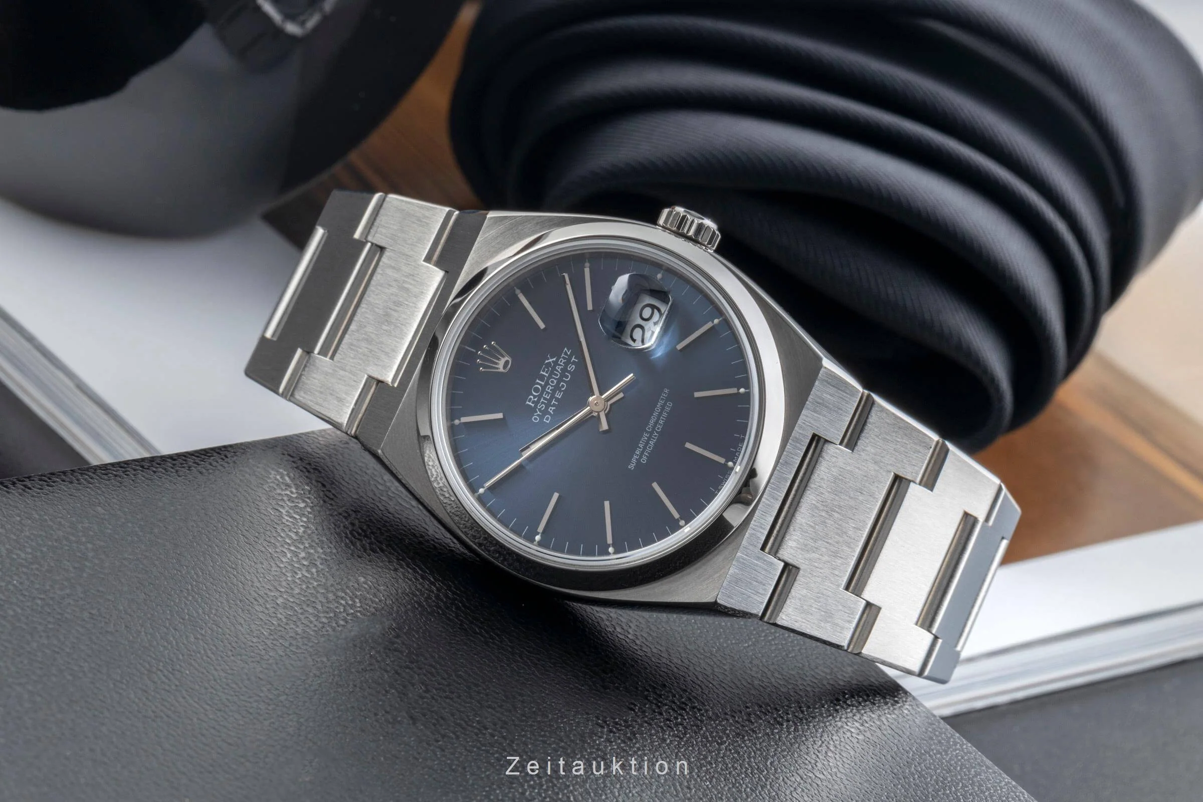 Rolex Oysterquartz steel quartz men's watch 17000  [2406439] - Image 2