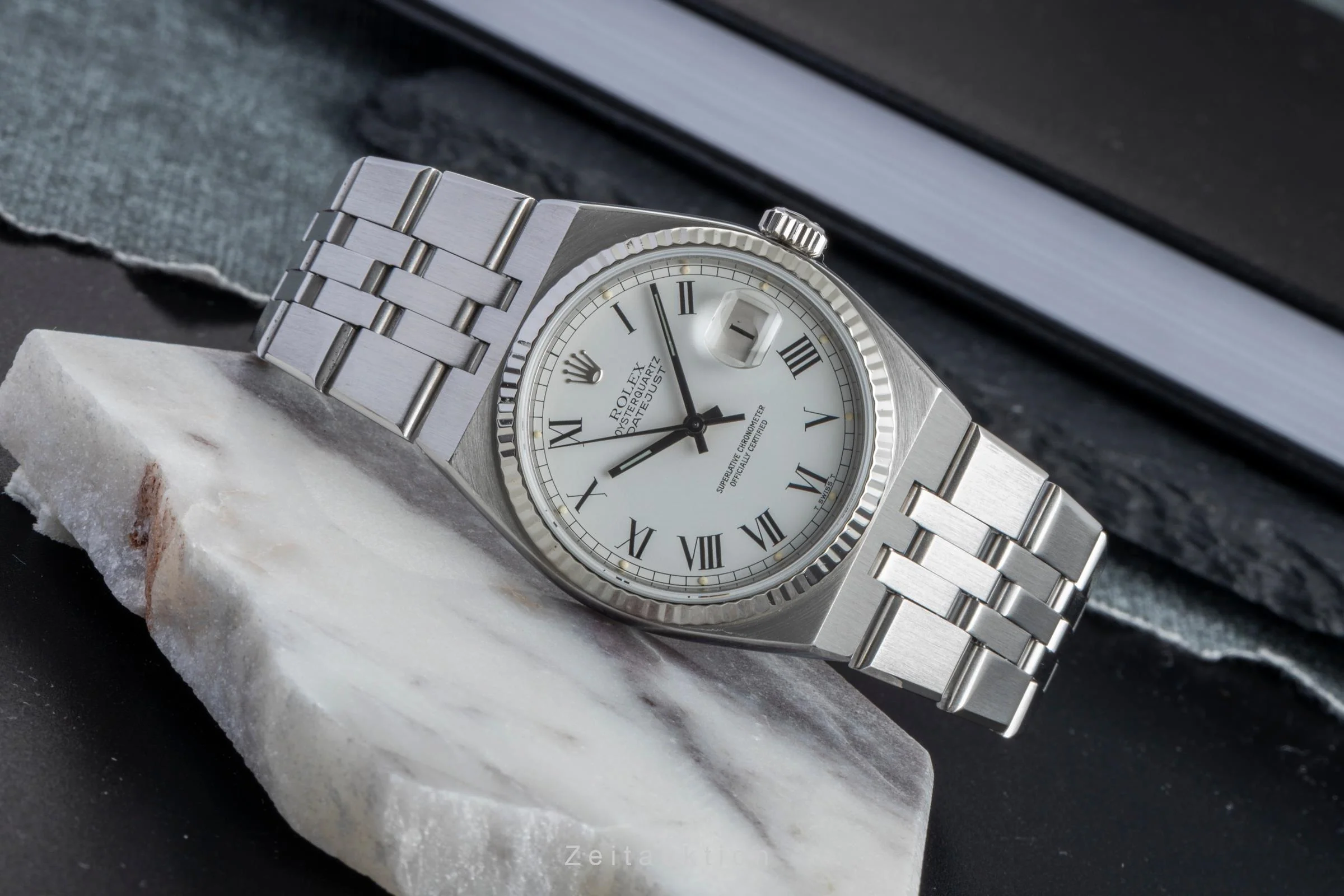 Rolex Oysterquartz steel / white gold quartz men's watch 17014 Vintage  [2600319] - Image 3