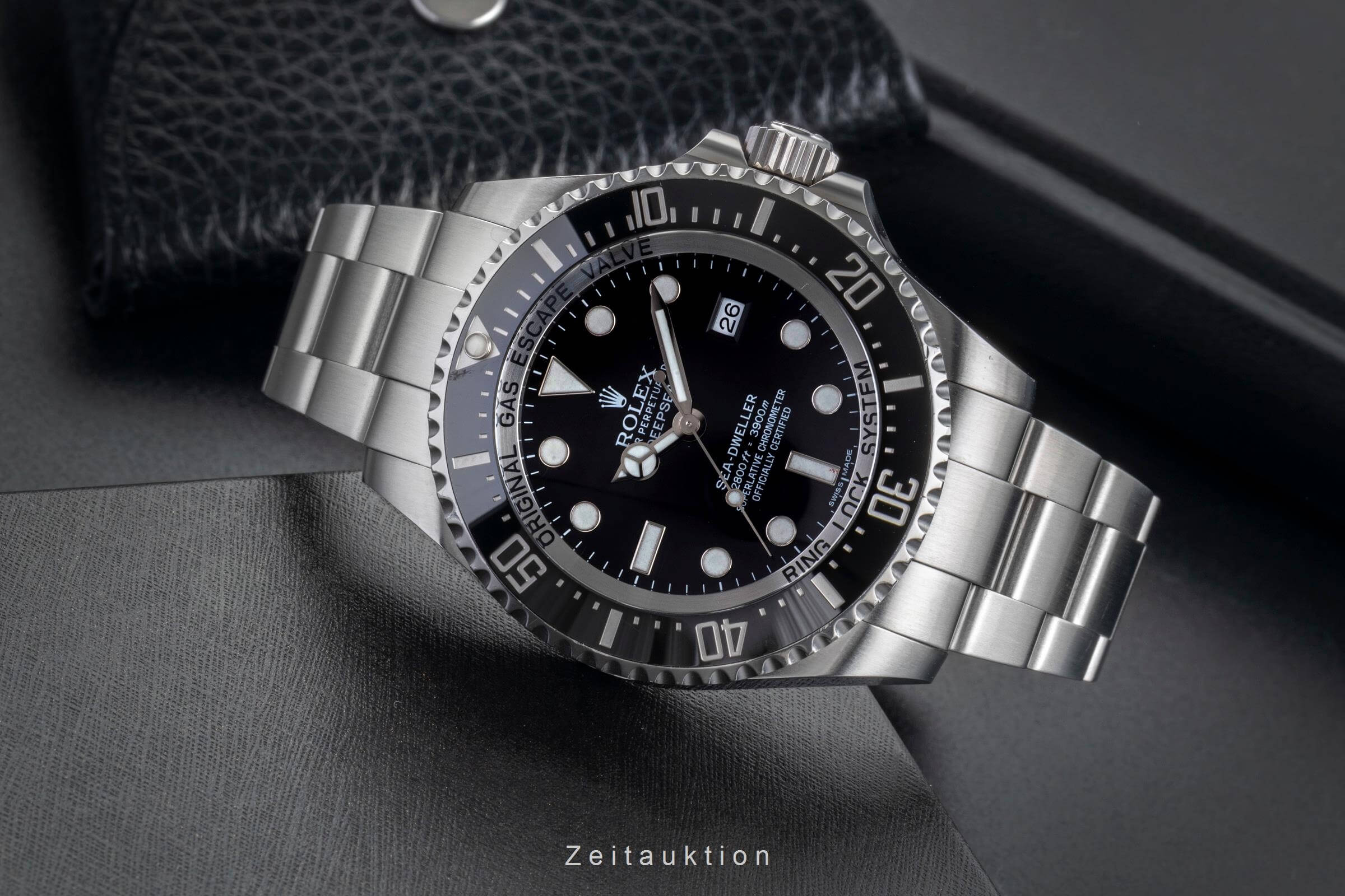 Rolex Sea-Dweller steel automatic men's watch 116660 LP: 14600EUR  [2501294] - Image 3