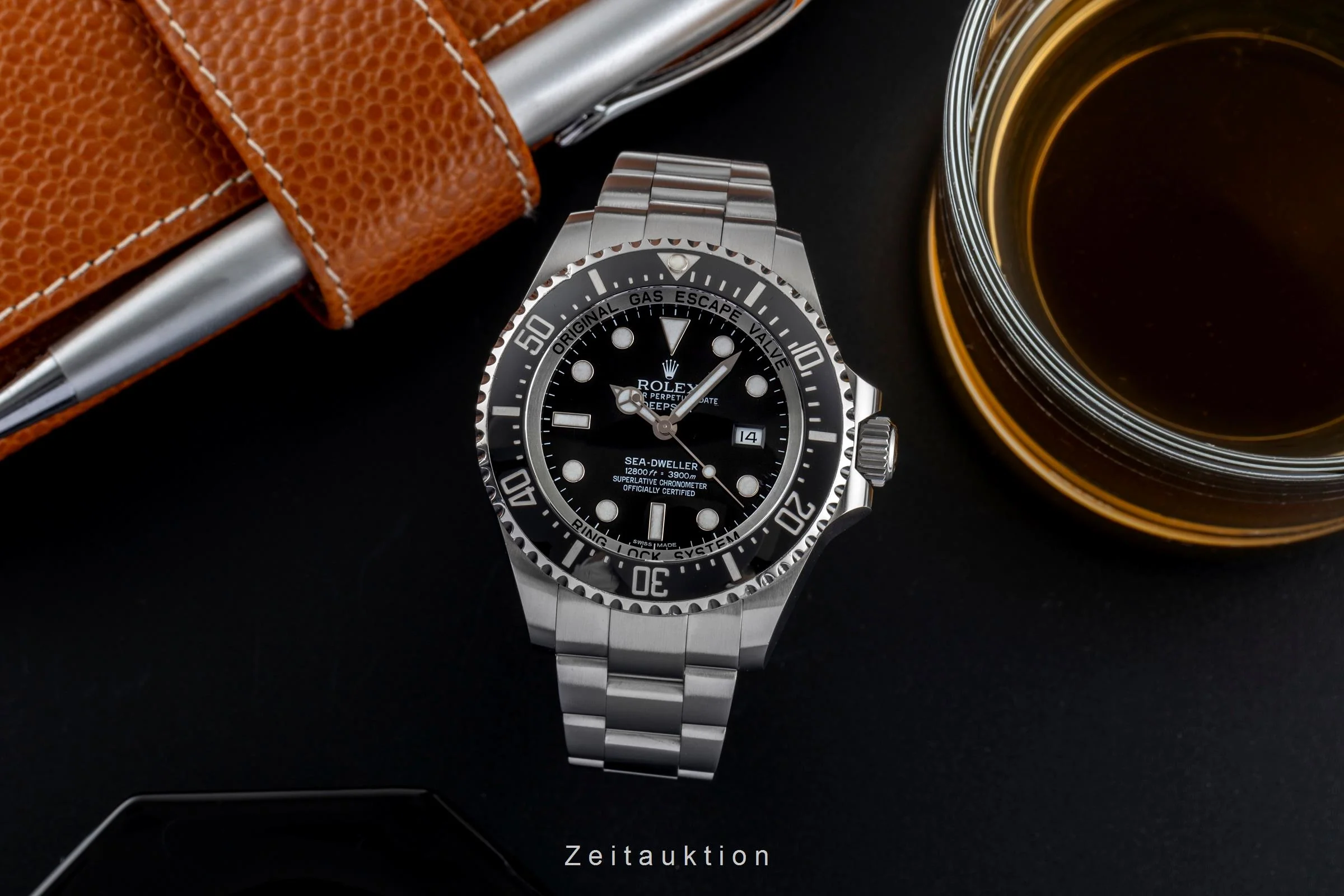 Rolex Sea-Dweller steel automatic men's watch 116660  [2502512] - Image 4