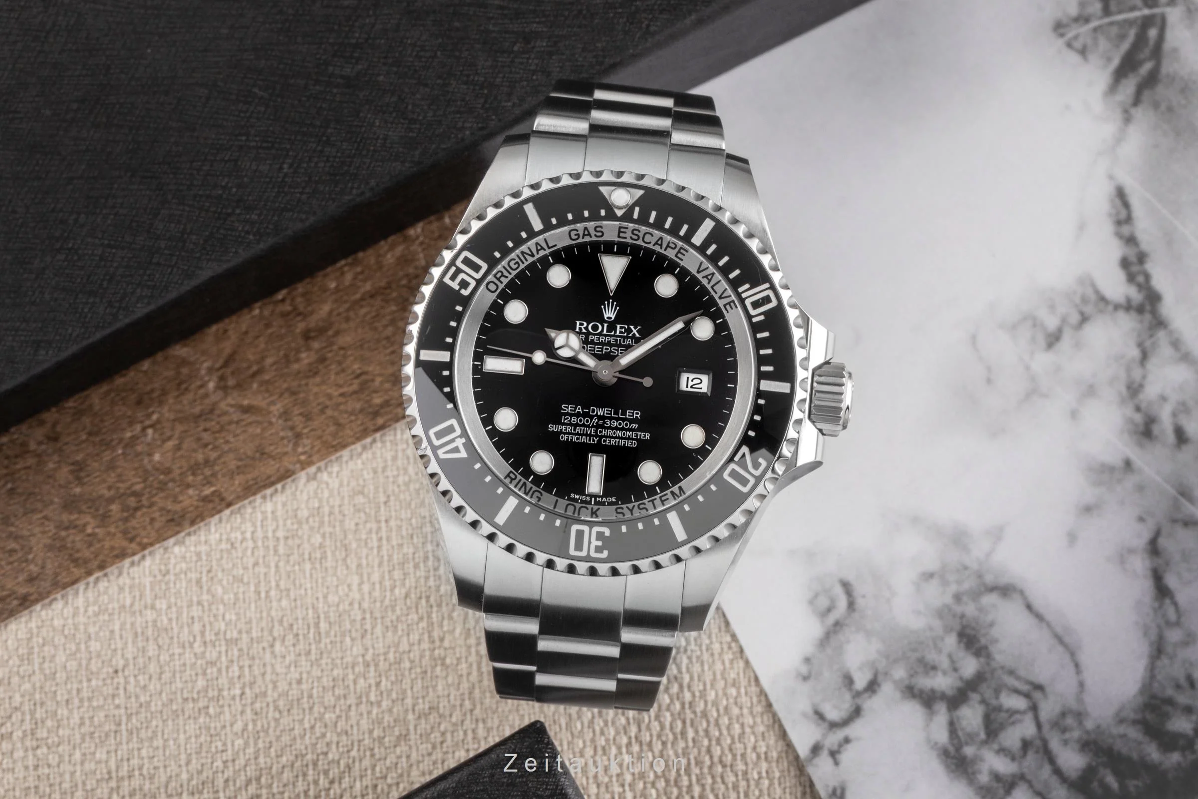 Rolex Sea-Dweller steel automatic men's watch 116660  [2503363] - Image 4