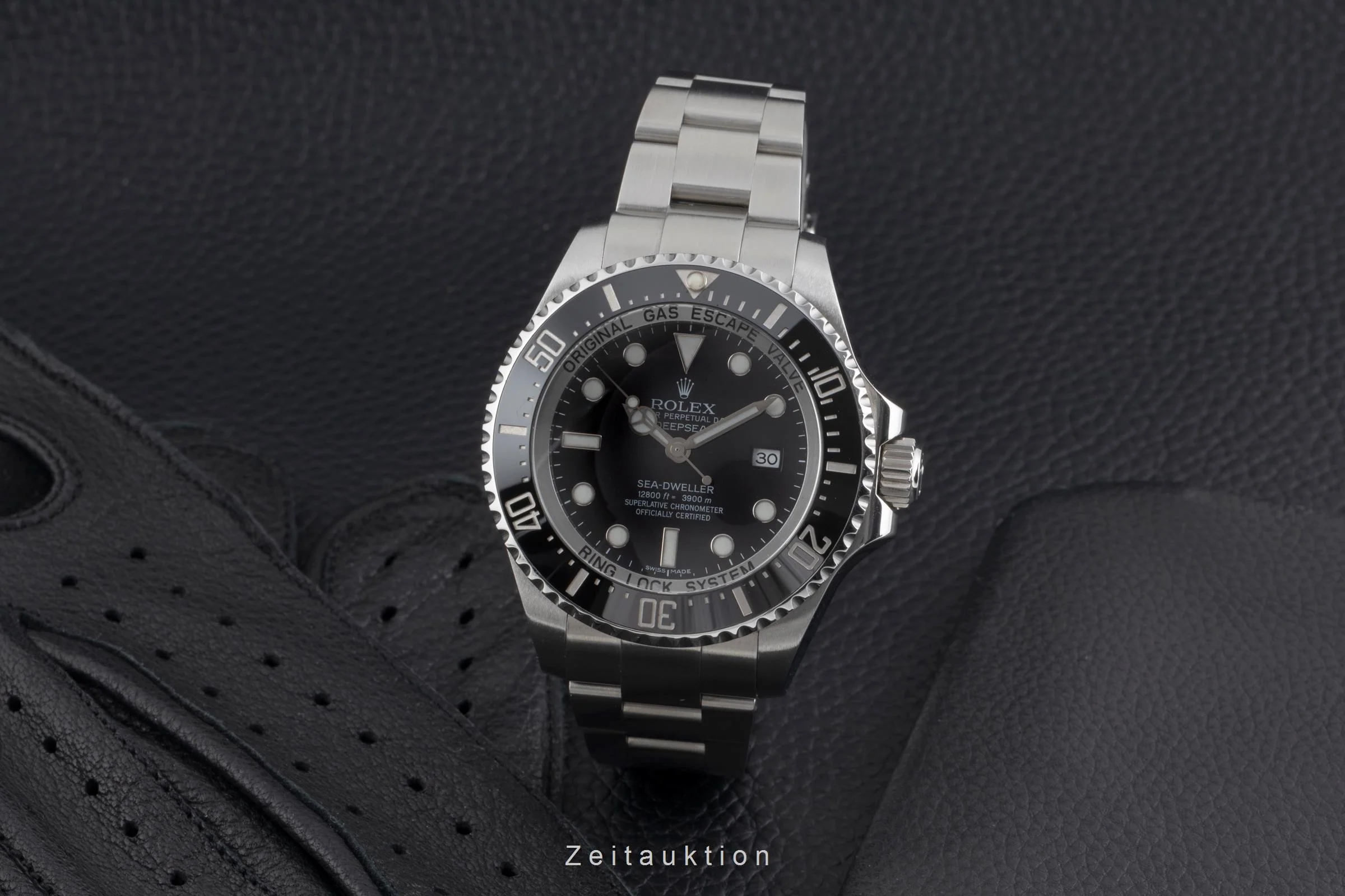 Rolex Sea-Dweller steel automatic men's watch 116660  [2503673] - Image 4