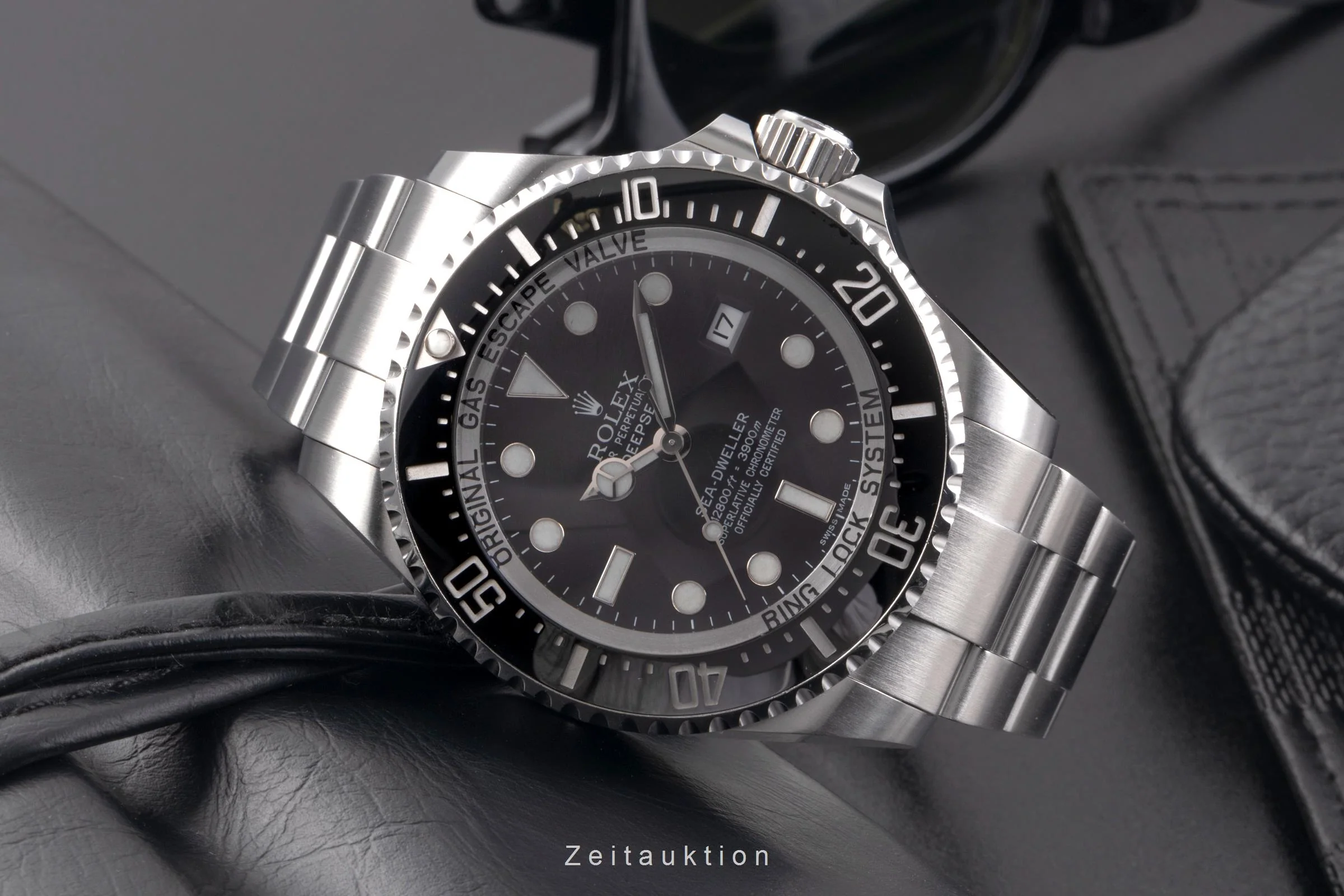 Rolex Sea-Dweller steel automatic men's watch 116660  [2505223] - Image 3