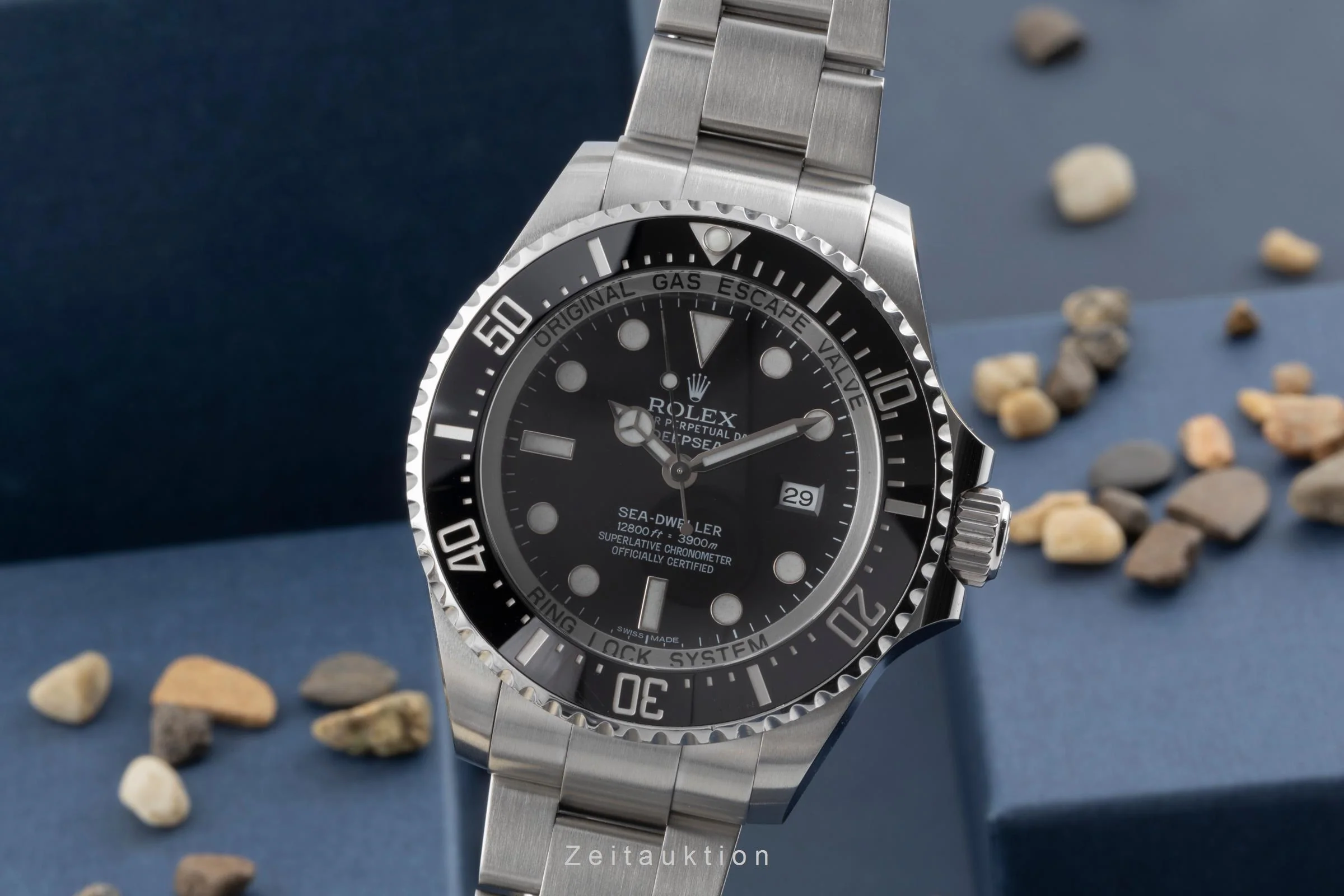 Rolex Sea-Dweller steel automatic men's watch 116660  [2505973] - Image 2