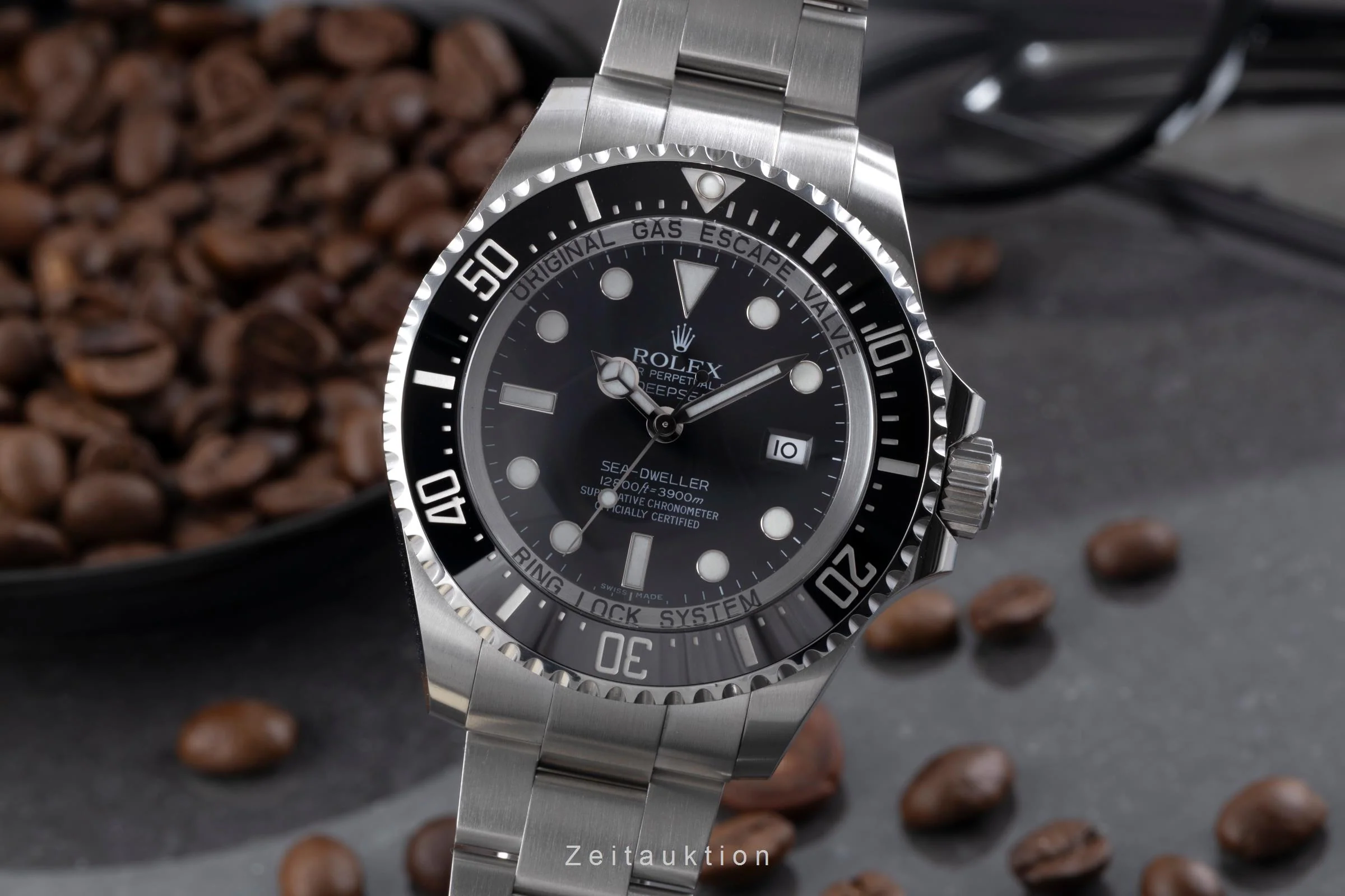 Rolex Sea-Dweller steel automatic men's watch 116660  [2506649] - Image 2
