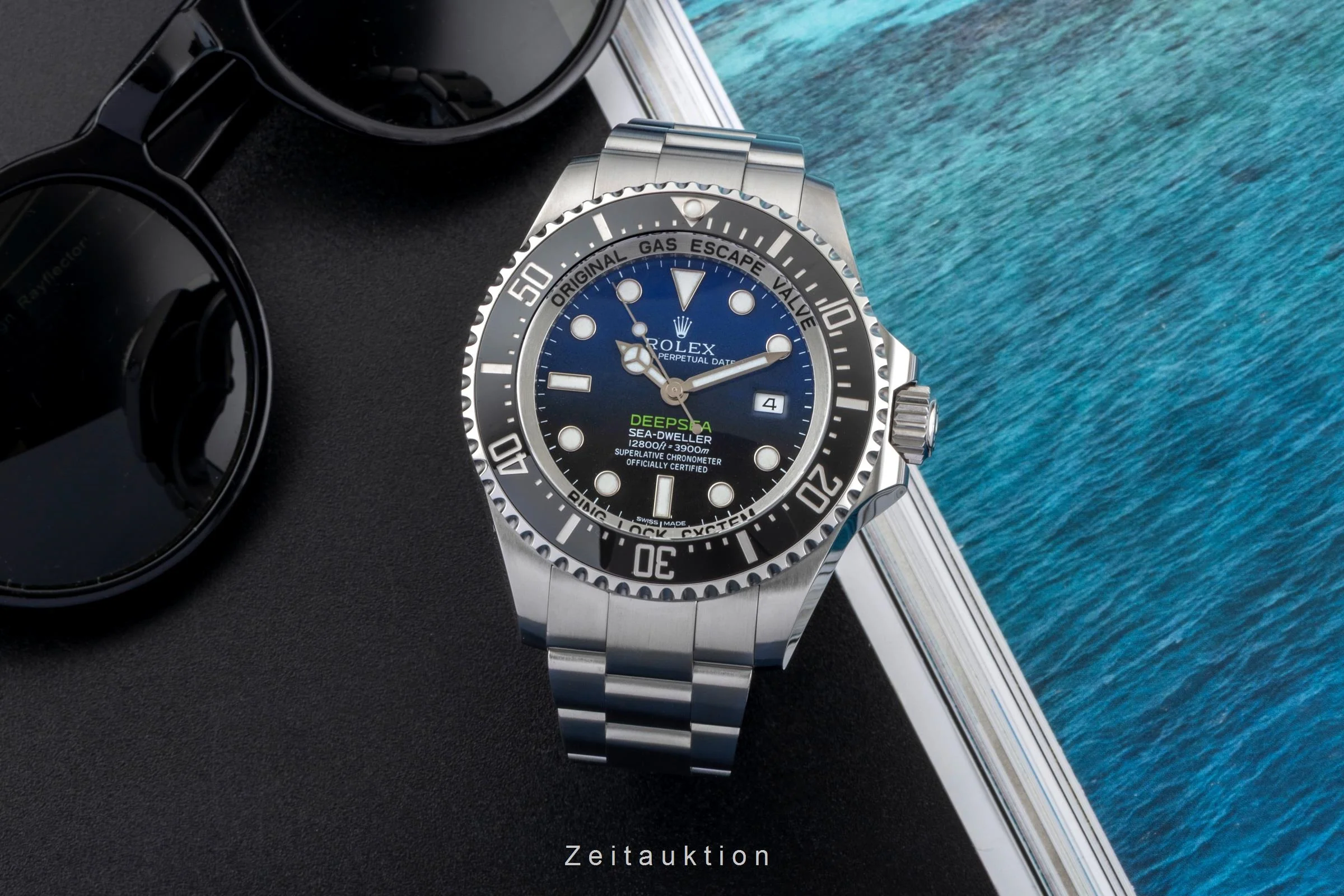 Rolex Sea-Dweller steel automatic men's watch 116660  [2600079] - Image 4