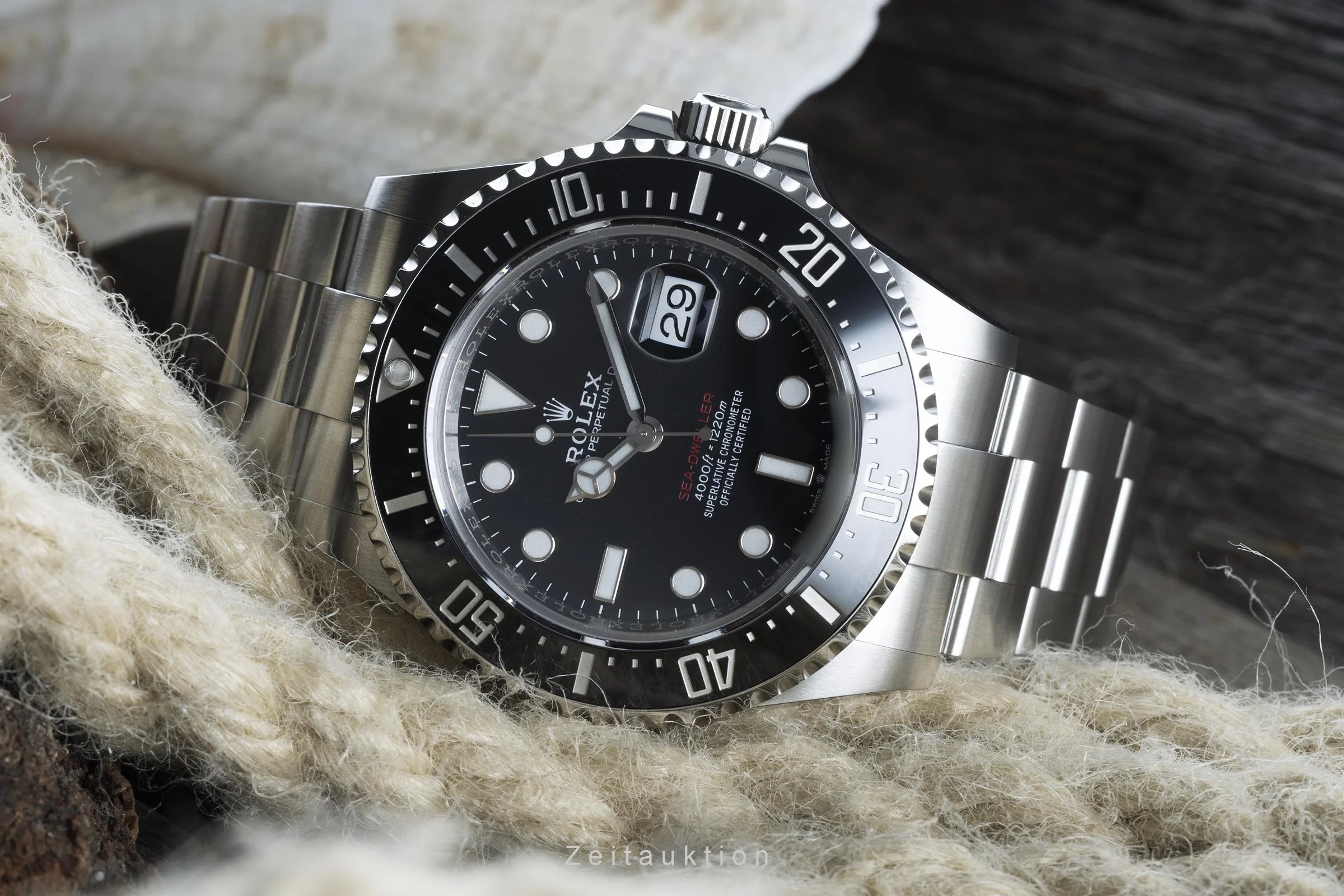 Rolex Sea-Dweller steel automatic men's watch 126600  [2202713] - Image 2