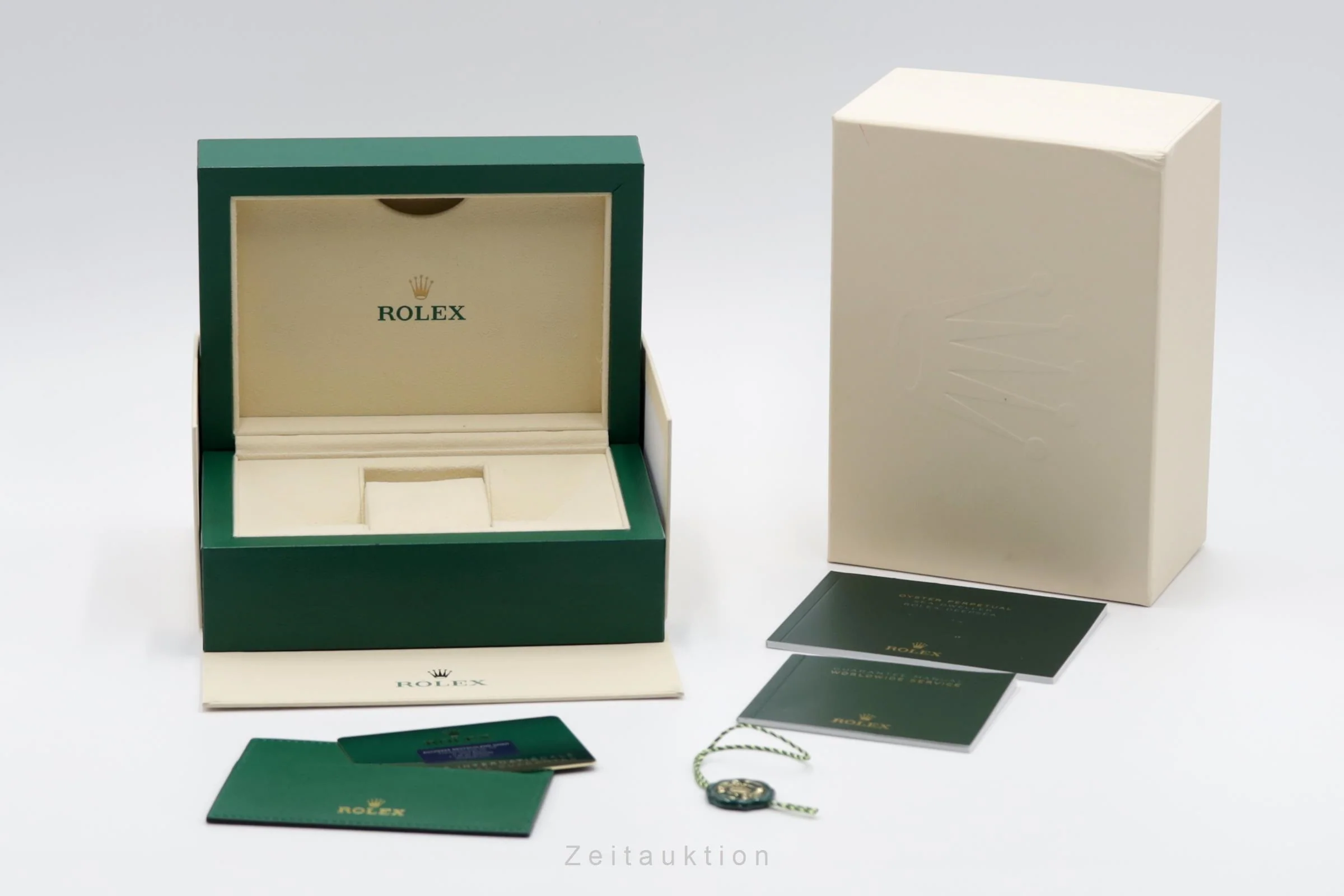 Rolex Sea-Dweller steel automatic men's watch 126600  [2504952] - Image 9
