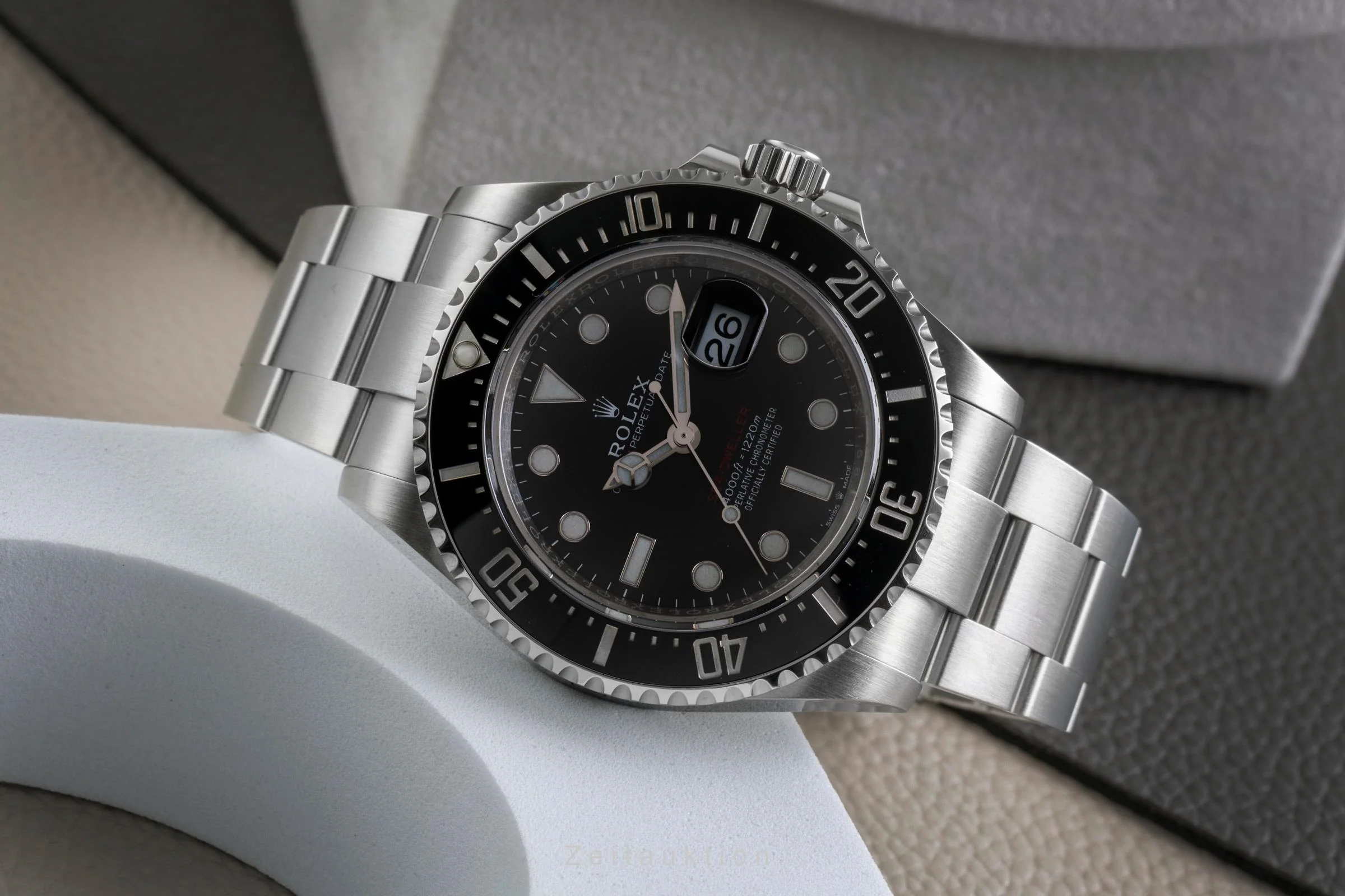 Rolex Sea-Dweller steel automatic men's watch 126600  [2600740] - Image 3