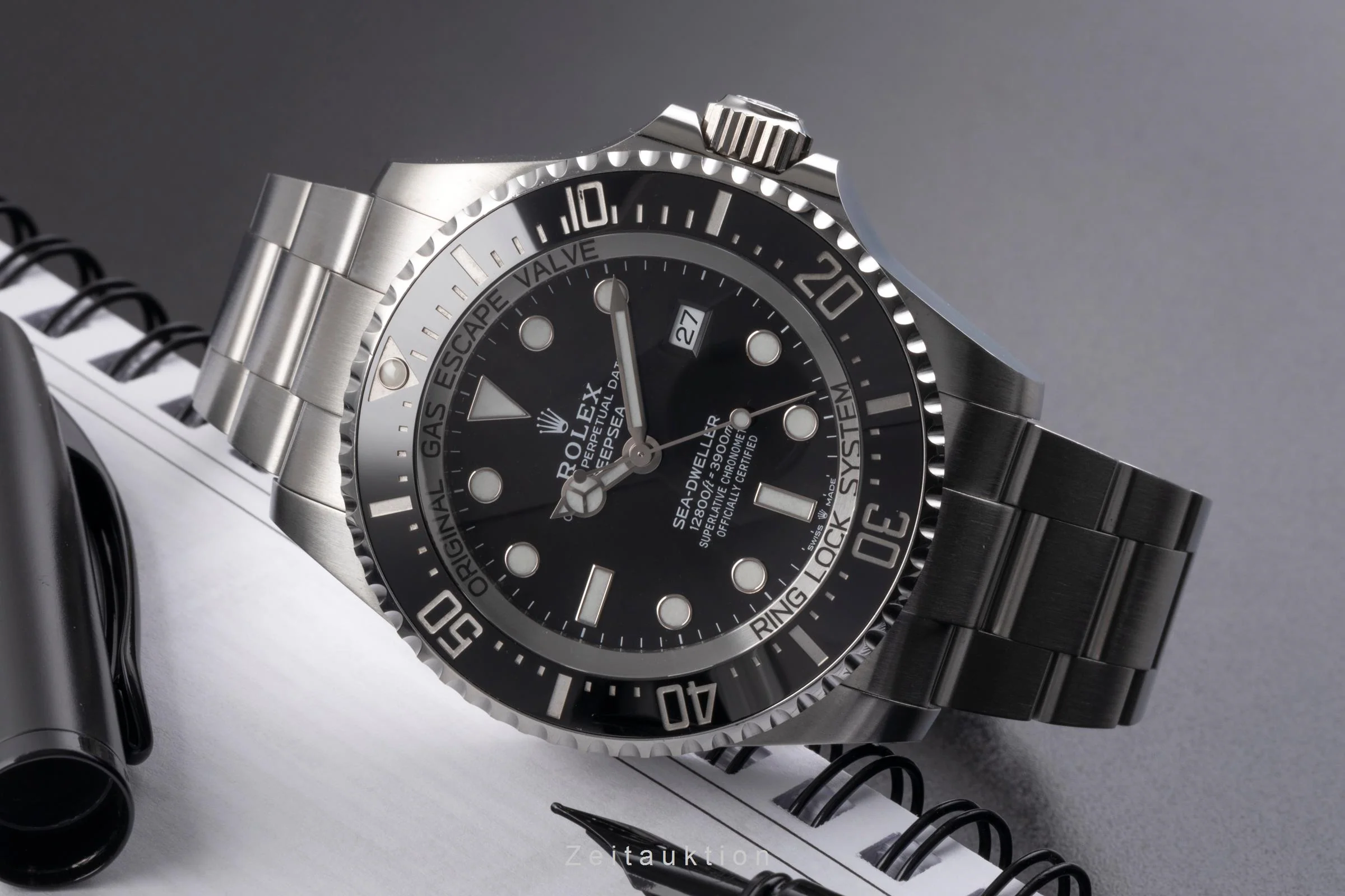 Rolex Sea-Dweller steel automatic men's watch 126660  [2505201] - Image 3