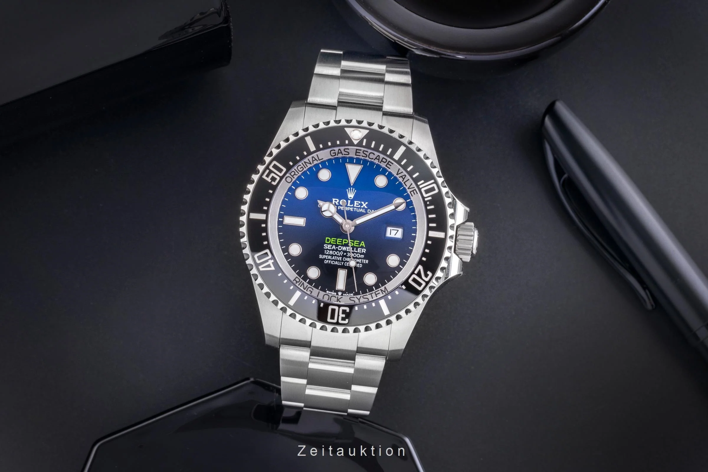 Rolex Sea-Dweller steel automatic men's watch 126660  [2505496] - Image 4