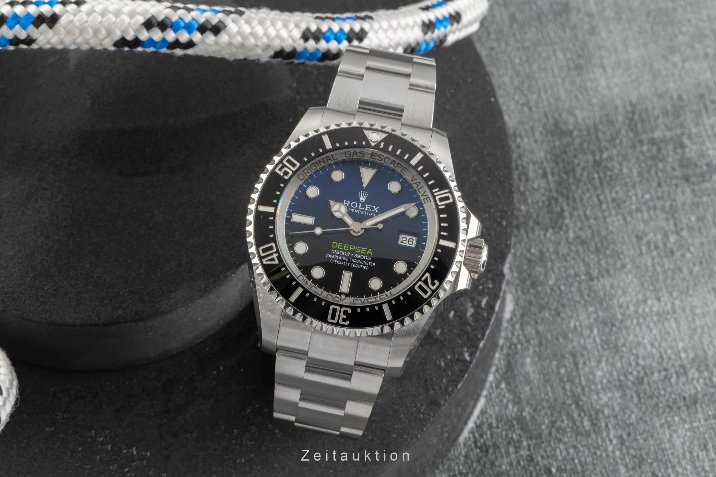 Rolex Sea-Dweller steel automatic men's watch 136660 LP: 0EUR  [2504850] - Image 4