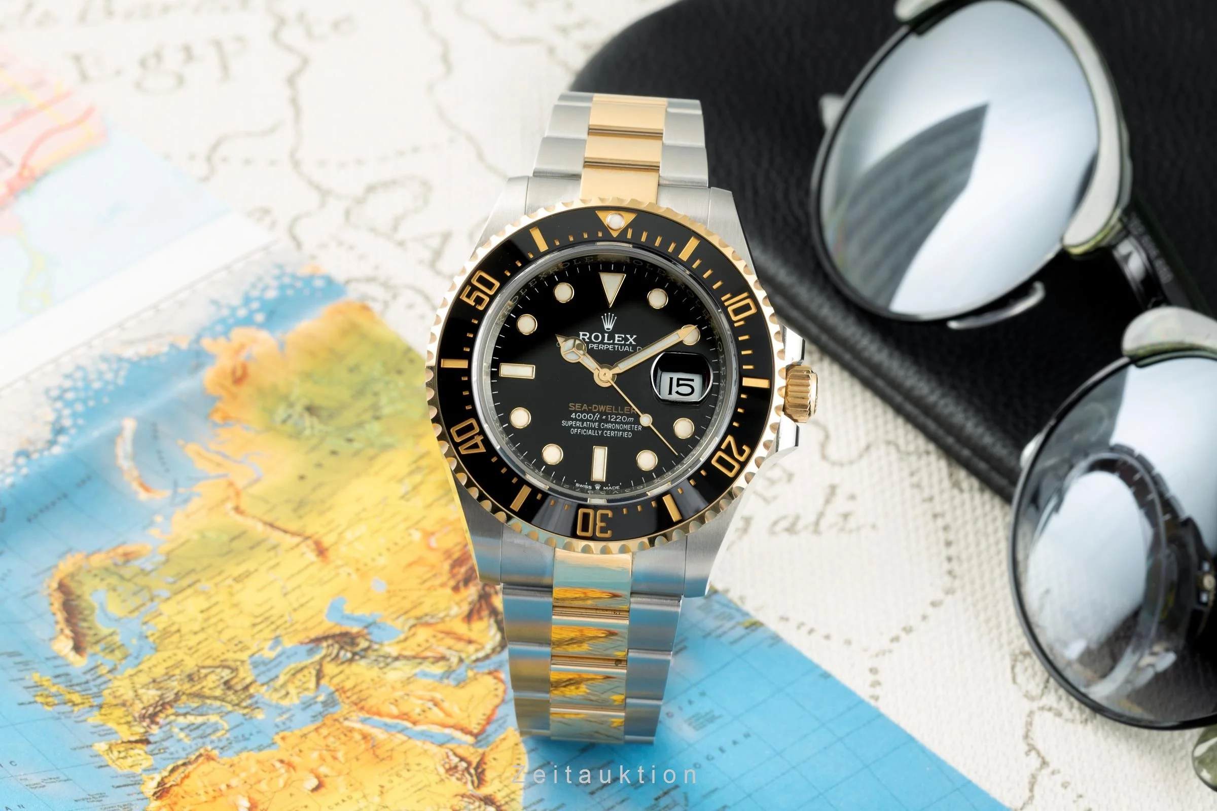 Rolex Sea-Dweller steel / gold automatic men's watch 126603  [2203008] - Image 2