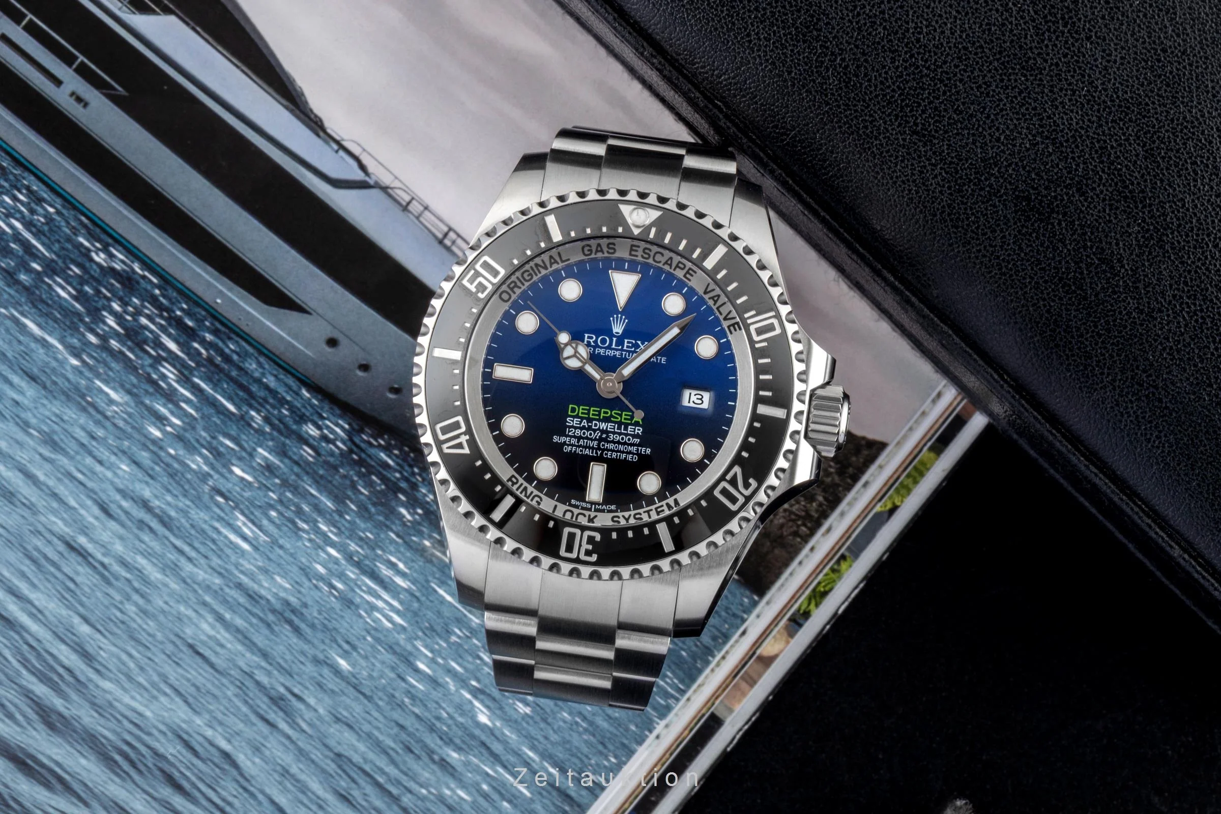 Rolex Sea-Dweller steel / titanium automatic men's watch 116660  [2600914] - Image 4