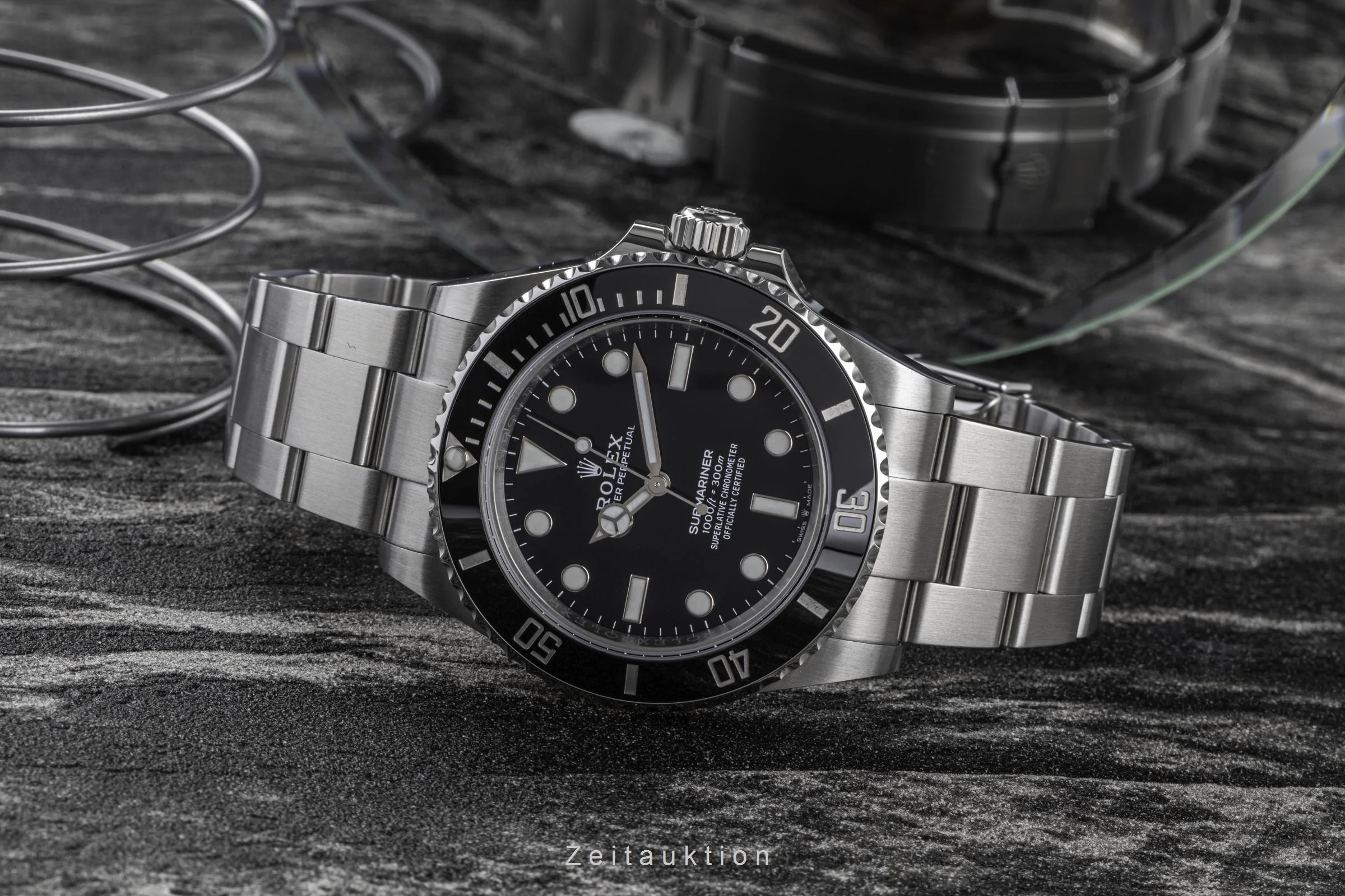 Rolex Submariner steel automatic men's watch 124060  [2205697] - Image 2