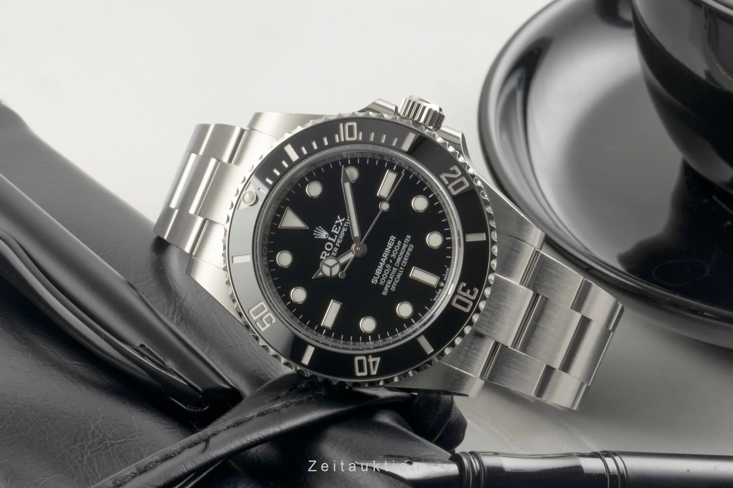 Rolex Submariner steel automatic men's watch 124060  [2504894] - Image 3