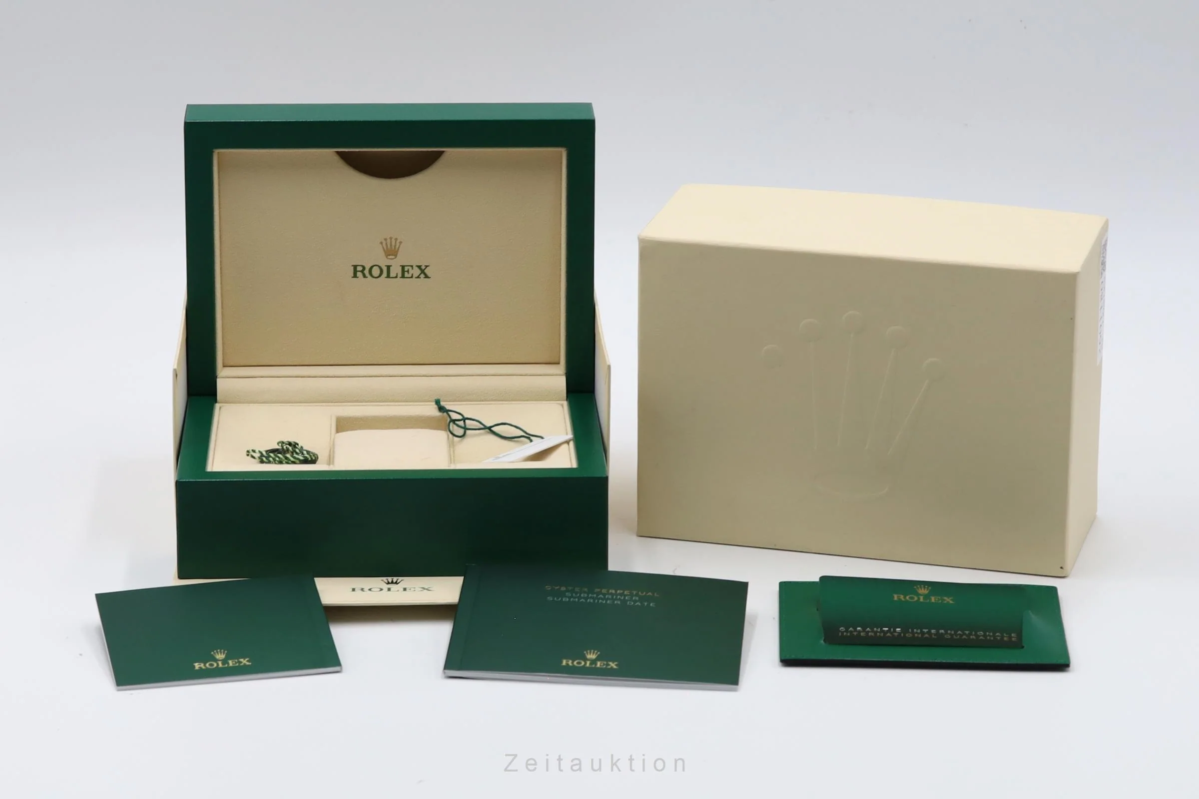 Rolex Submariner steel automatic men's watch 124060  [2601180] - Image 9