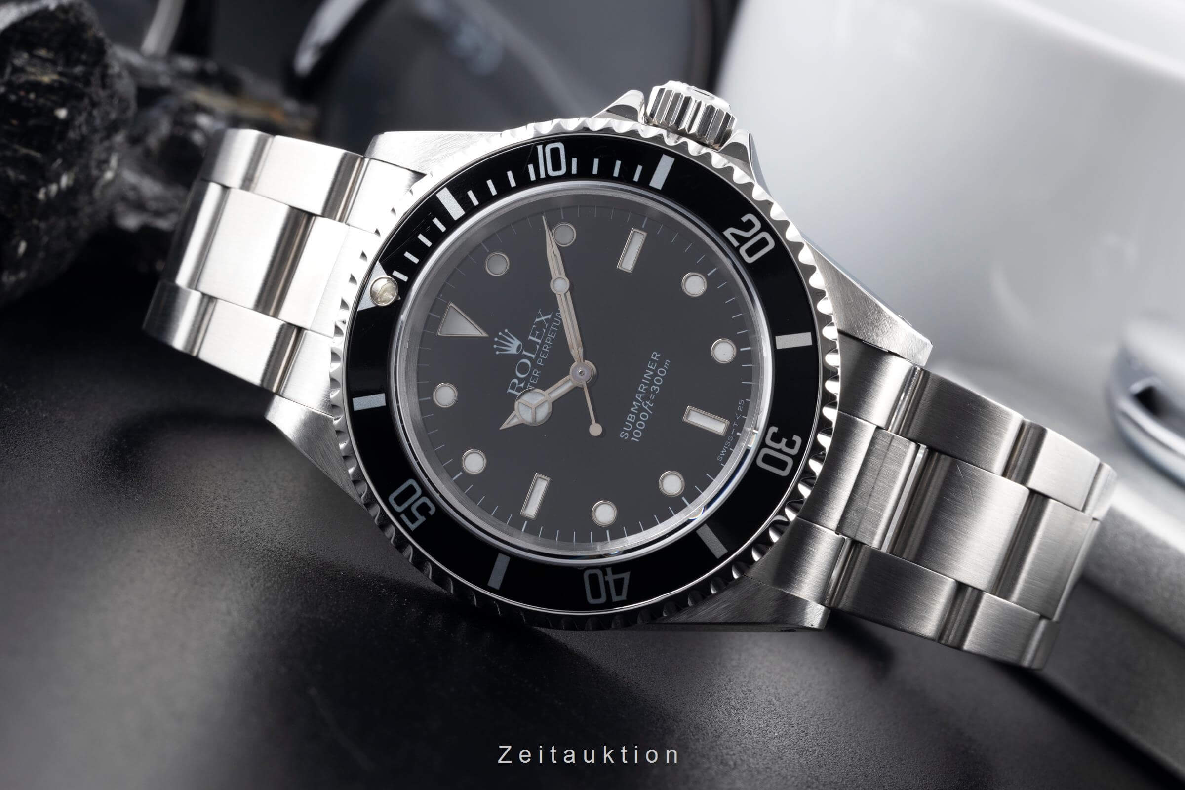 Rolex Submariner steel automatic men's watch 14060  [2406517] - Image 2