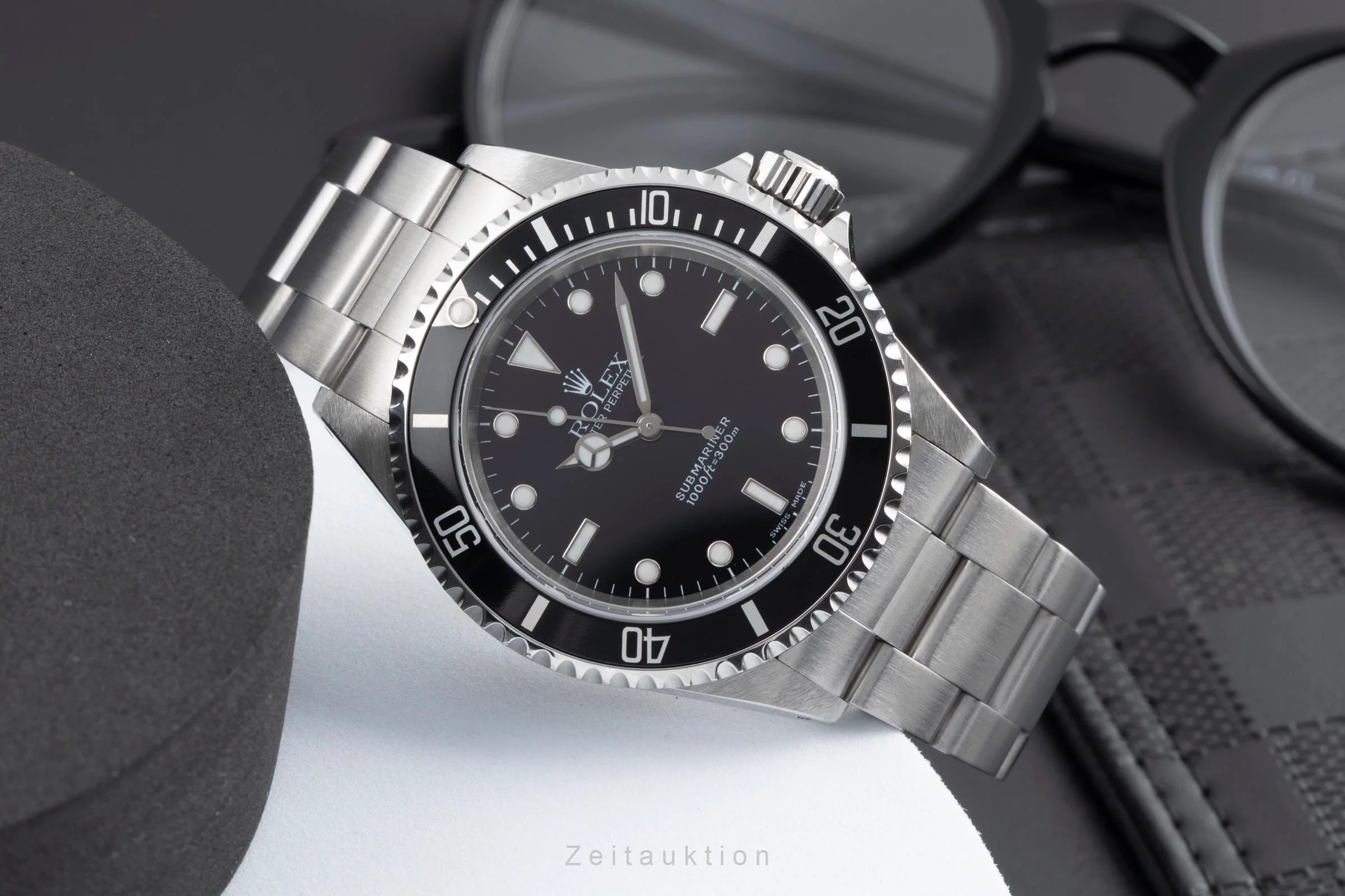 Rolex Submariner steel automatic men's watch 14060M  [2503965] - Image 3