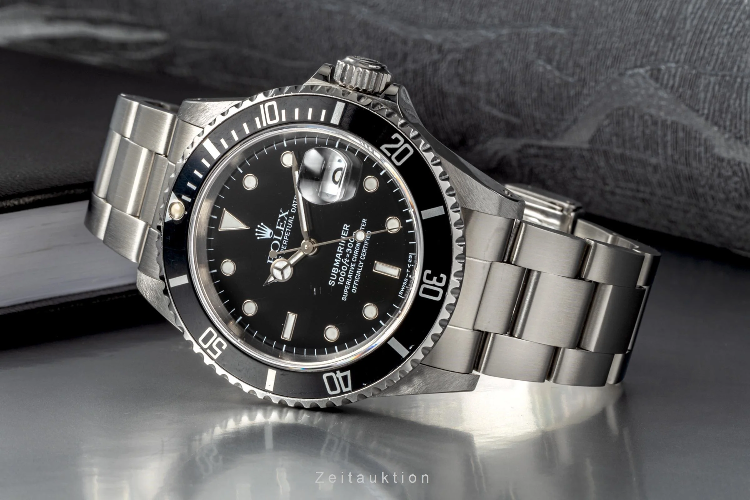 Rolex Submariner steel automatic men's watch 16610  [2207349] - Image 2