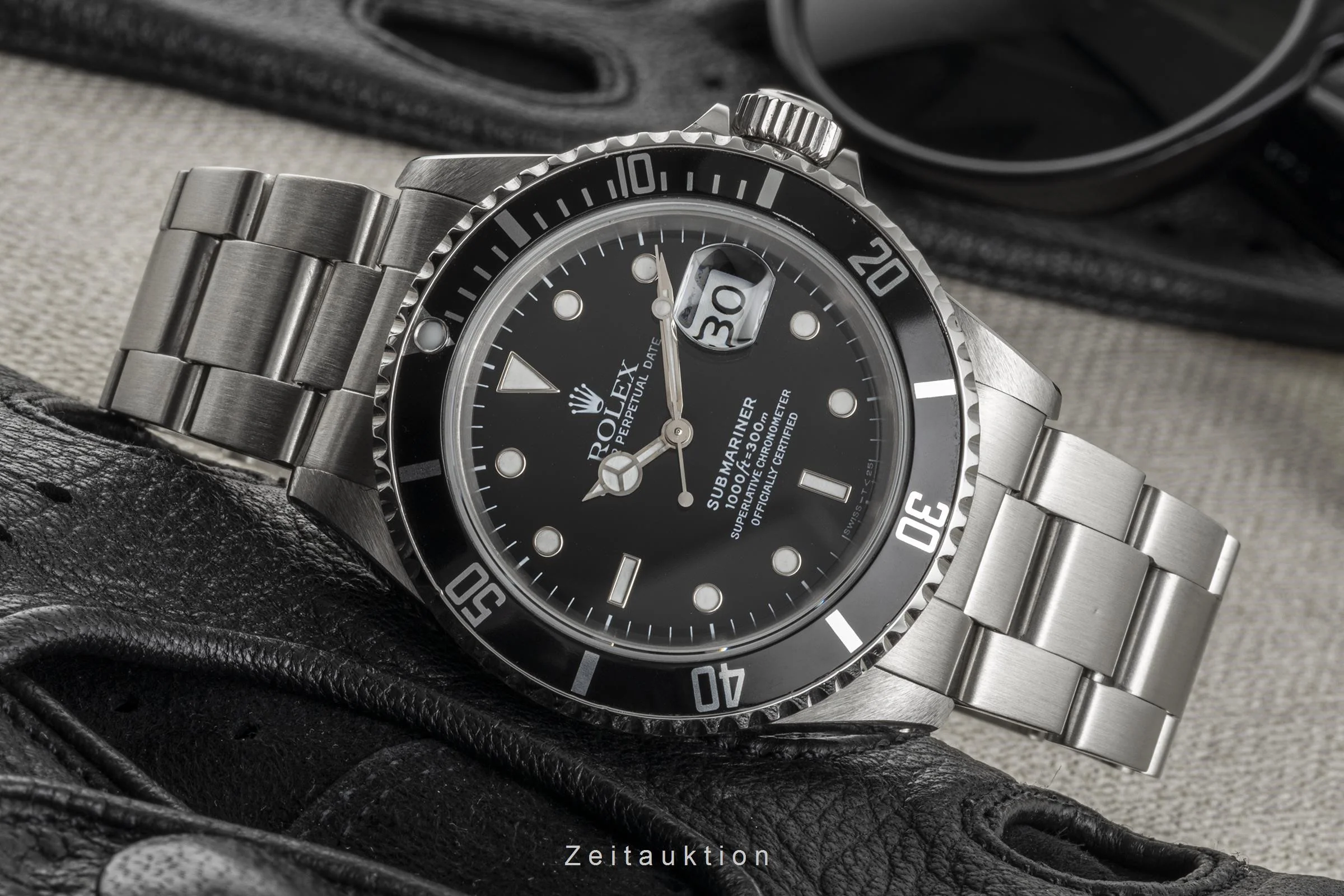 Rolex Submariner steel automatic men's watch 16610  [2302471] - Image 2