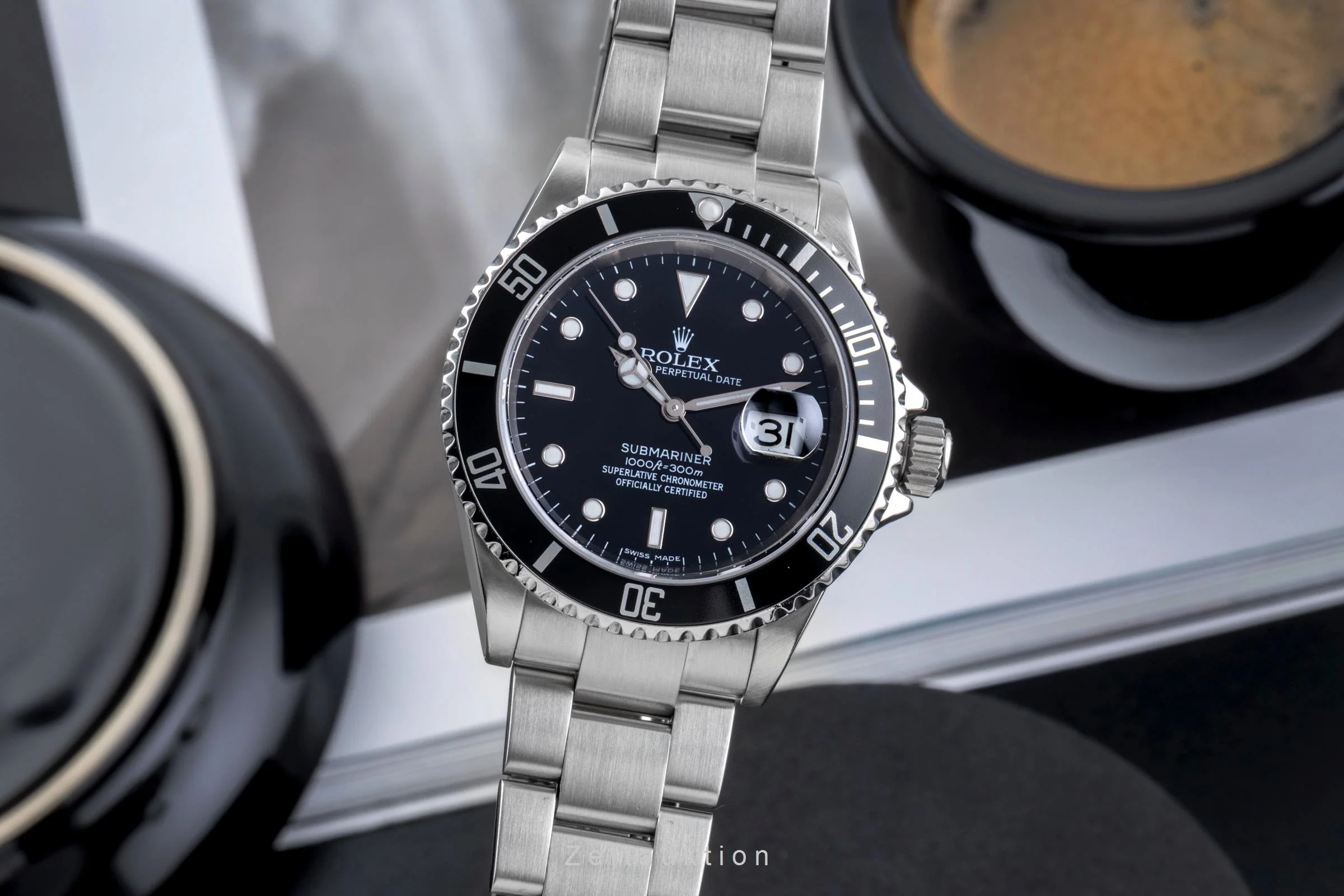 Rolex Submariner steel automatic men's watch 16610 T  [2506241] - Image 2