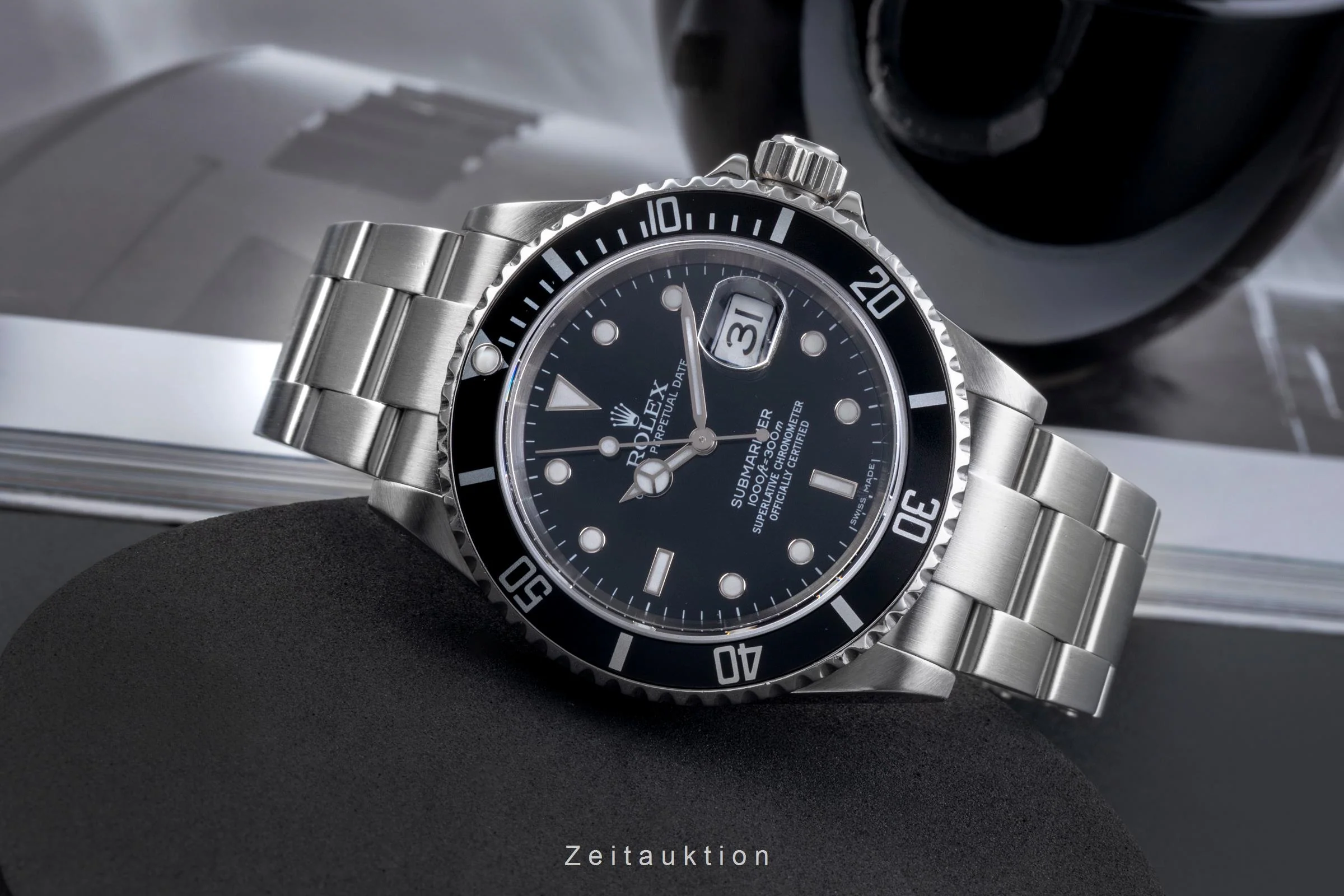 Rolex Submariner steel automatic men's watch 16610 T  [2506241] - Image 3