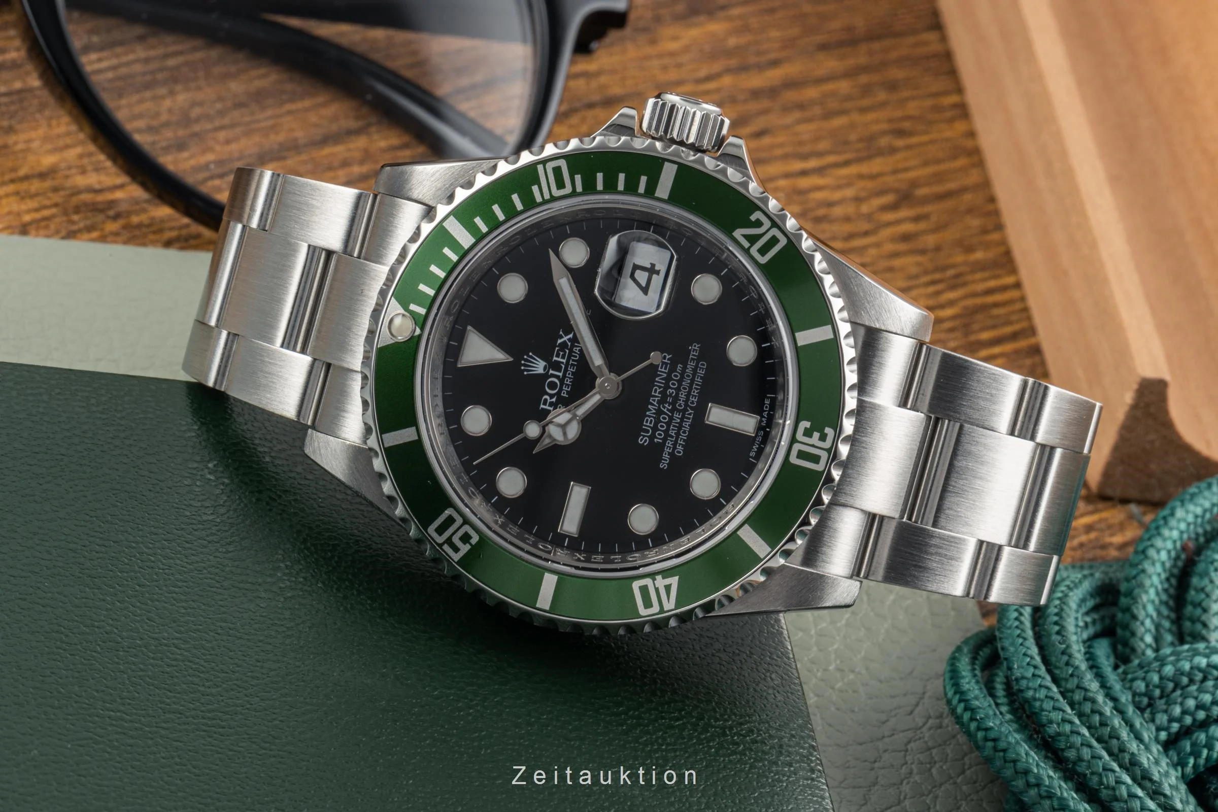 Rolex Submariner steel automatic men's watch 16610LV  [2304708] - Image 2