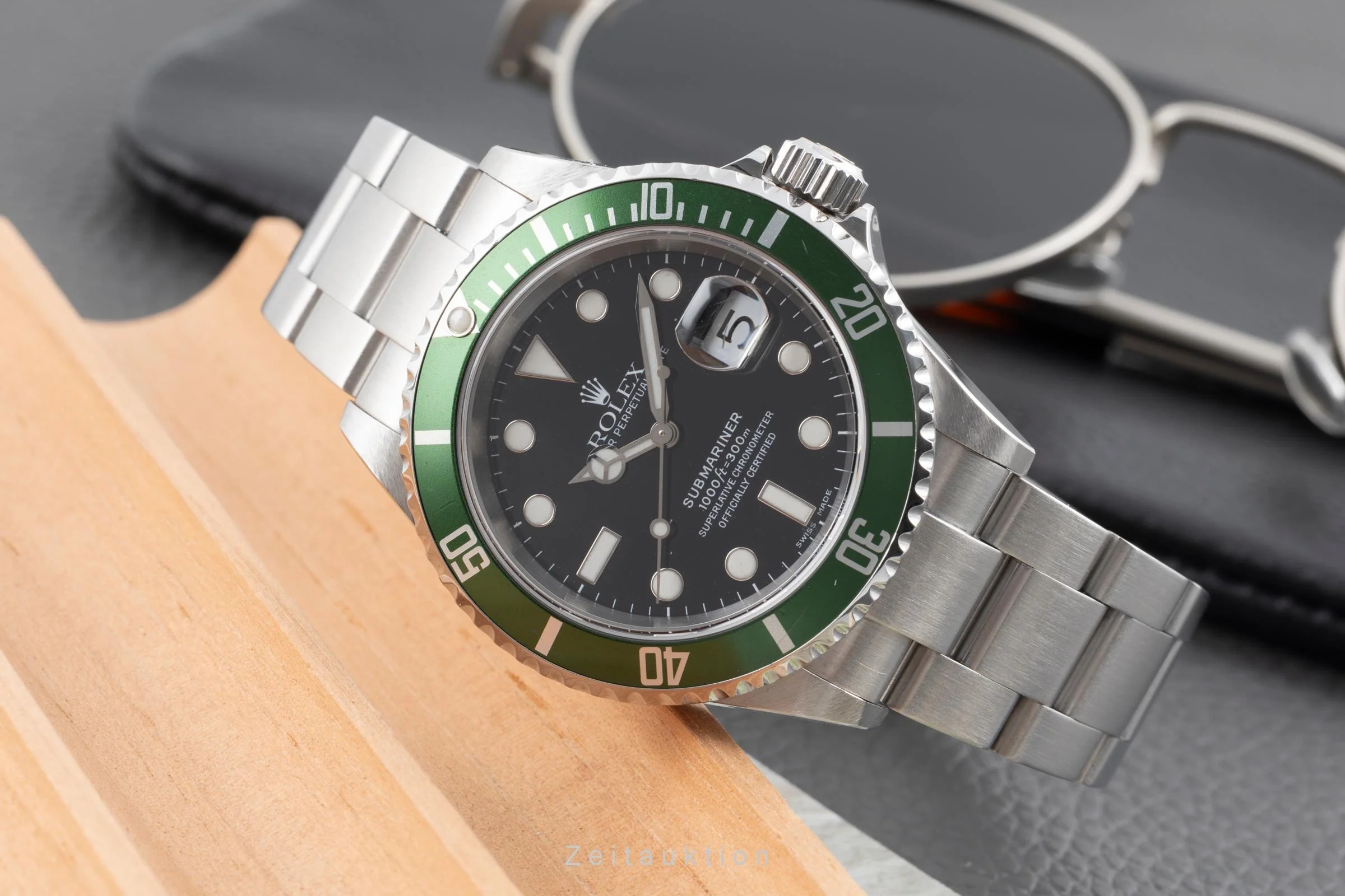 Rolex Submariner steel automatic men's watch 16610LV  [2507175] - Image 3
