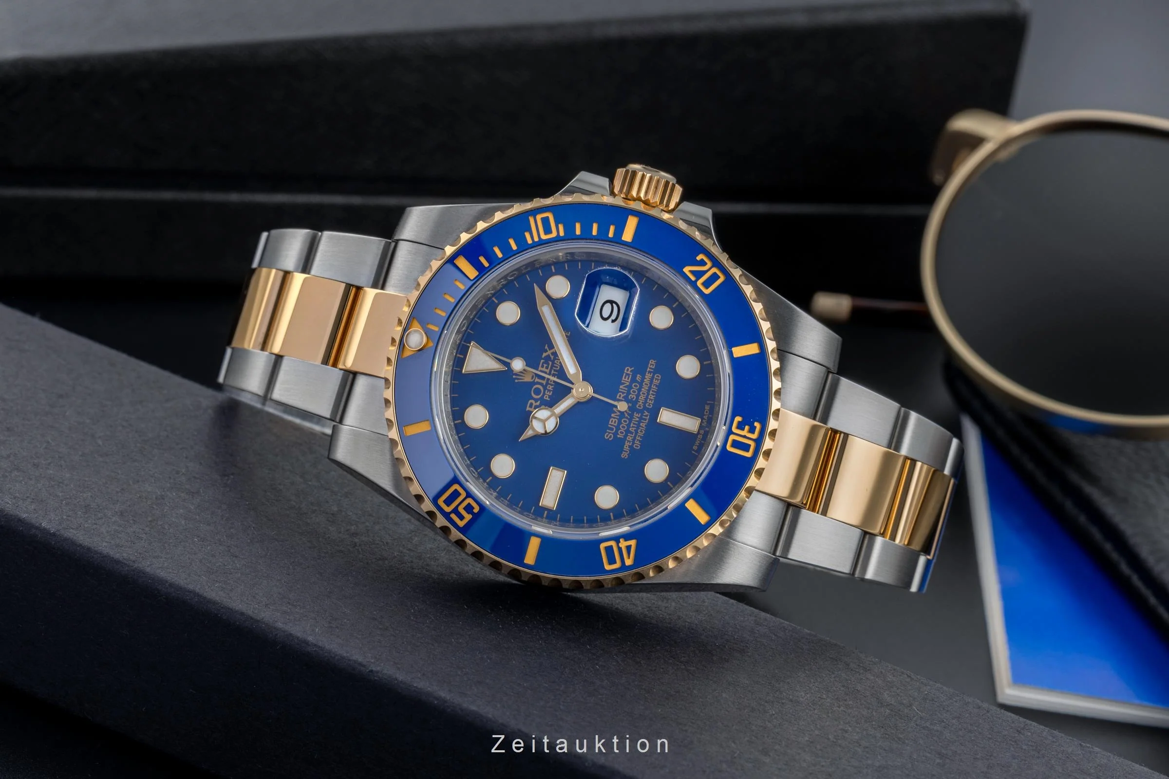 Rolex Submariner steel / gold automatic men's watch 116613LB  [2504494] - Image 3