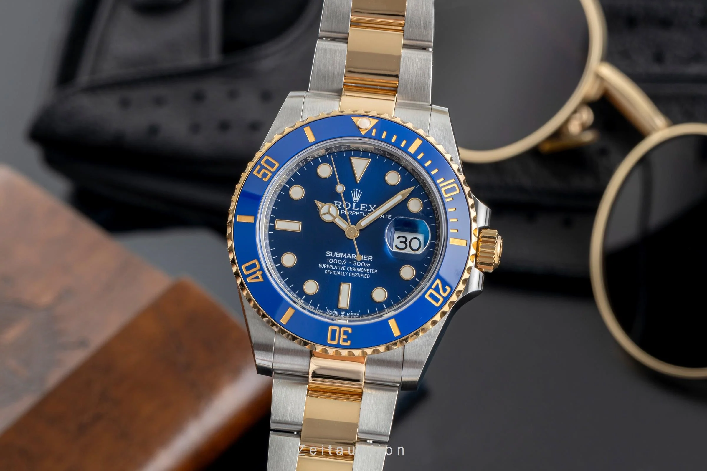 Rolex Submariner steel / gold automatic men's watch 126613LB  [2502126] - Image 2