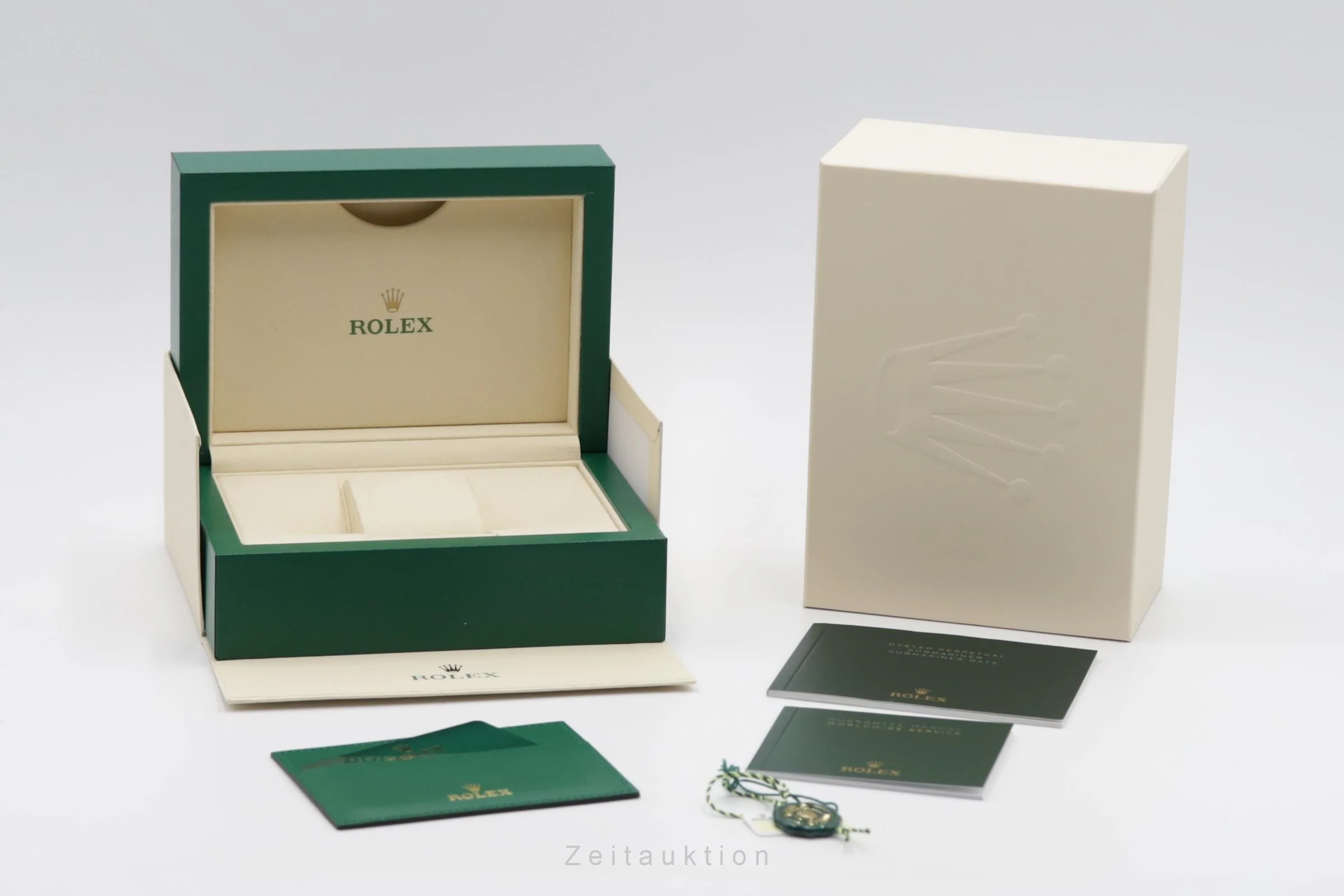 Rolex Submariner steel / gold automatic men's watch 126613LB  [2505506] - Image 9