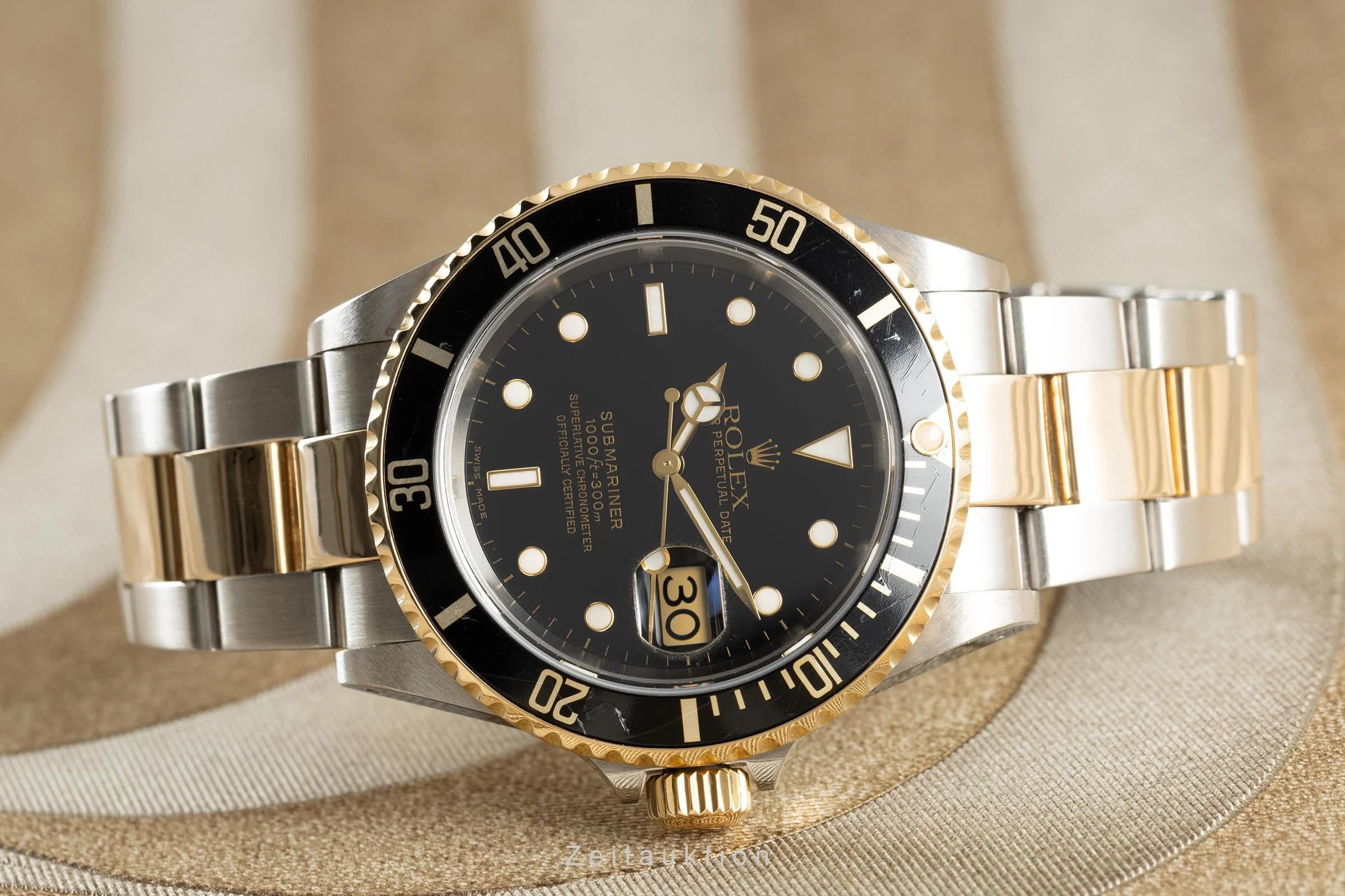 Rolex Submariner steel / gold automatic men's watch 16613  [2110431] - Image 2