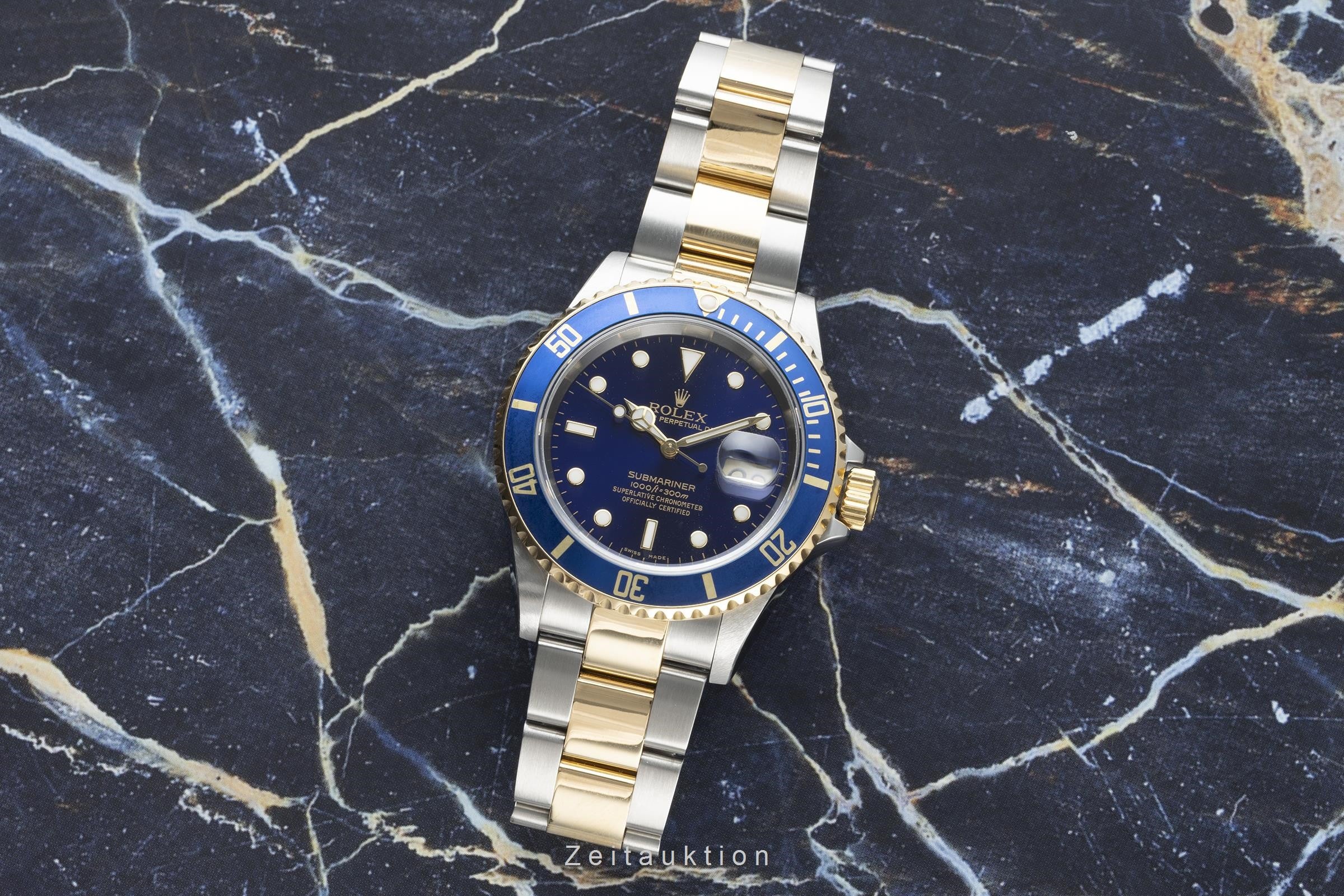 Rolex Submariner steel / gold automatic men's watch 16613T  [2200568] - Image 3