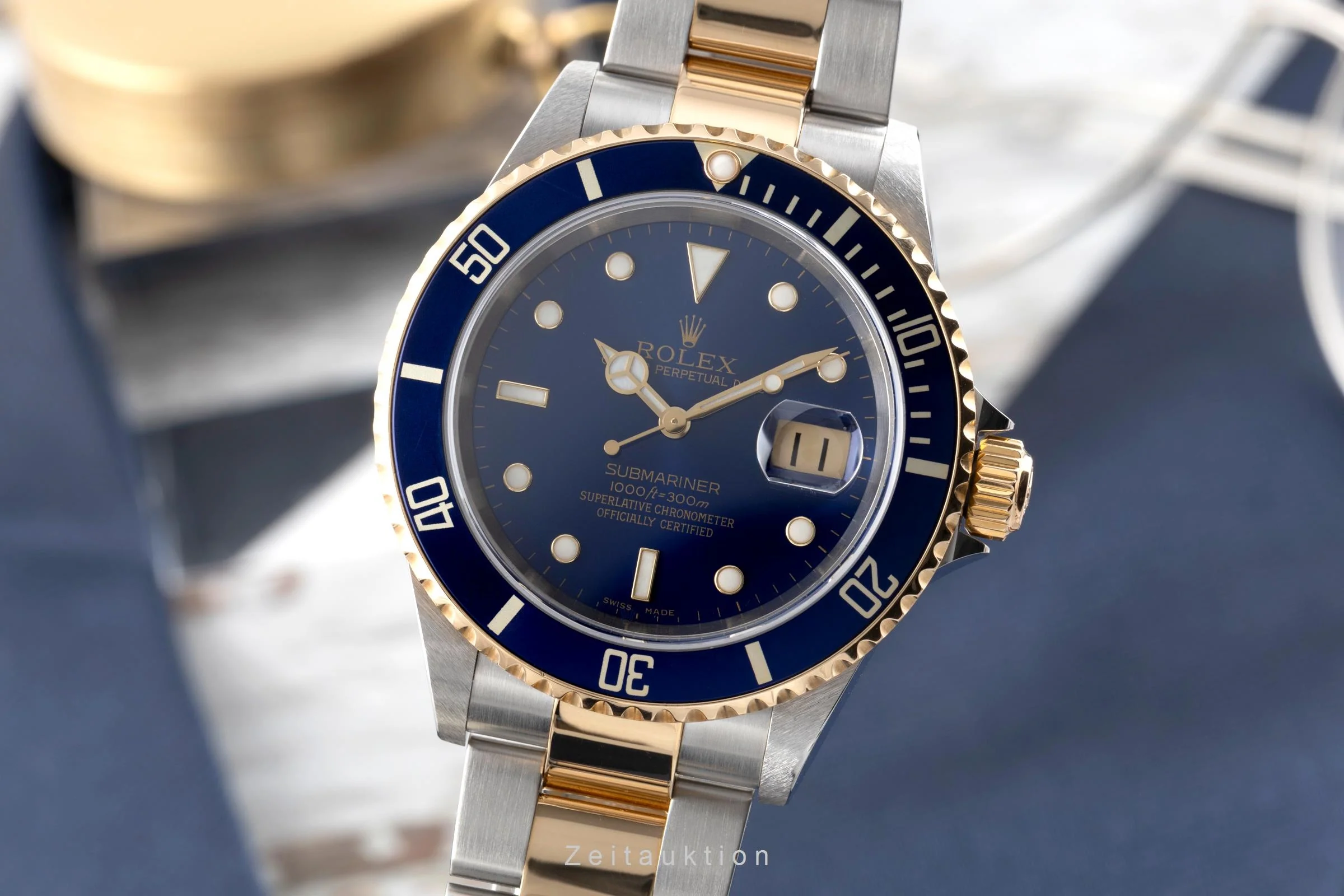 Rolex Submariner steel / gold automatic men's watch 16613T  [2504842] - Image 2