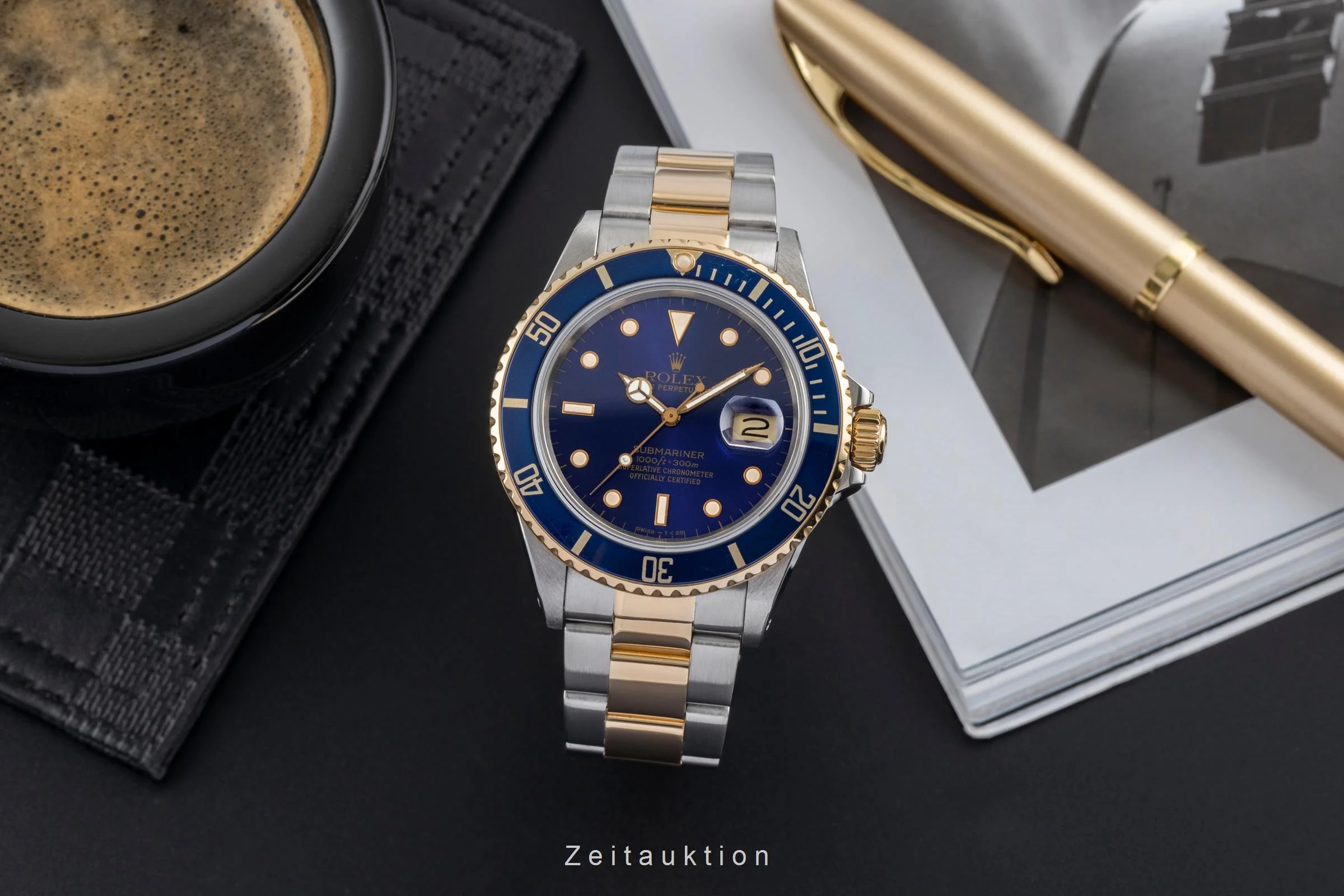 Rolex Submariner steel / gold automatic men's watch 16803  [2502179] - Image 4