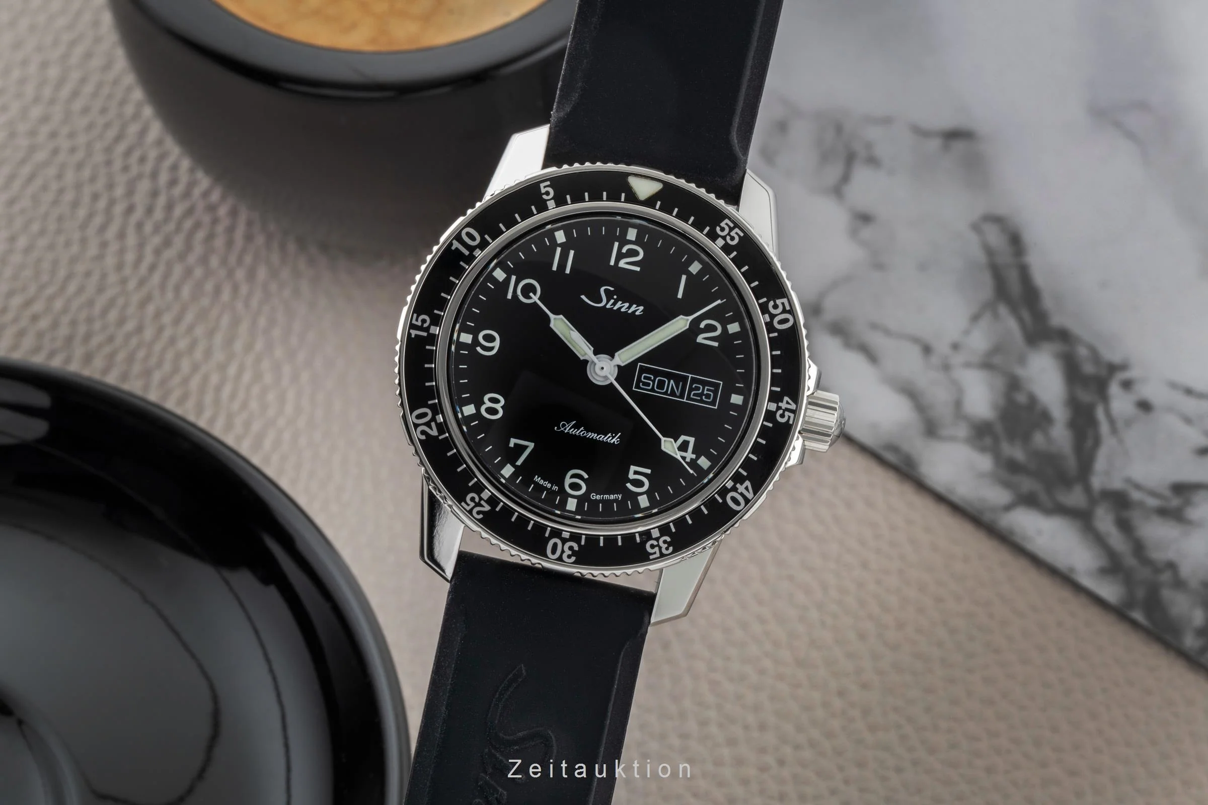 Sinn 104ST steel automatic men's watch 104. ST SA A LP: 1490EUR  [2600807] - Image 2
