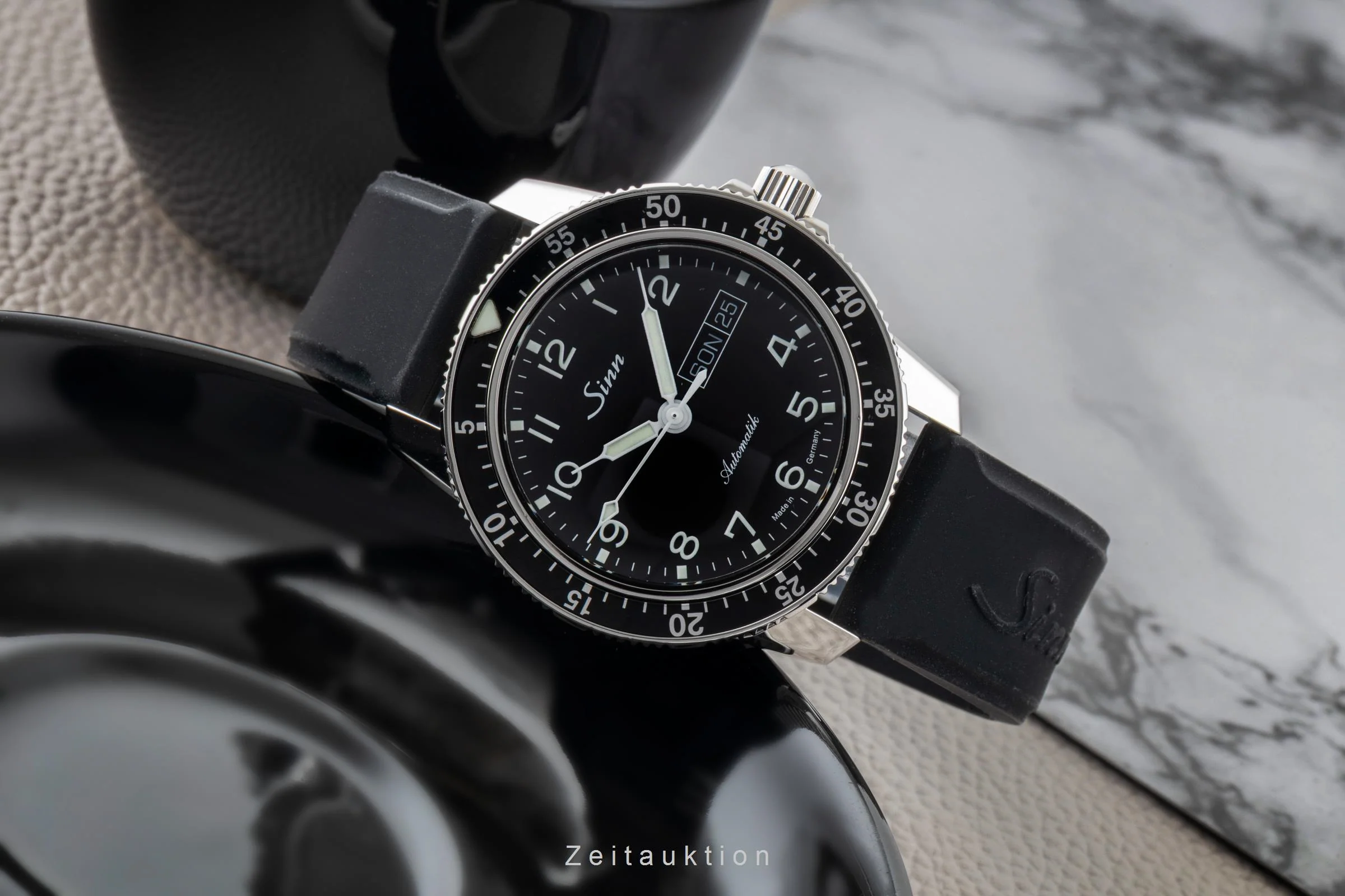 Sinn 104ST steel automatic men's watch 104. ST SA A LP: 1490EUR  [2600807] - Image 3