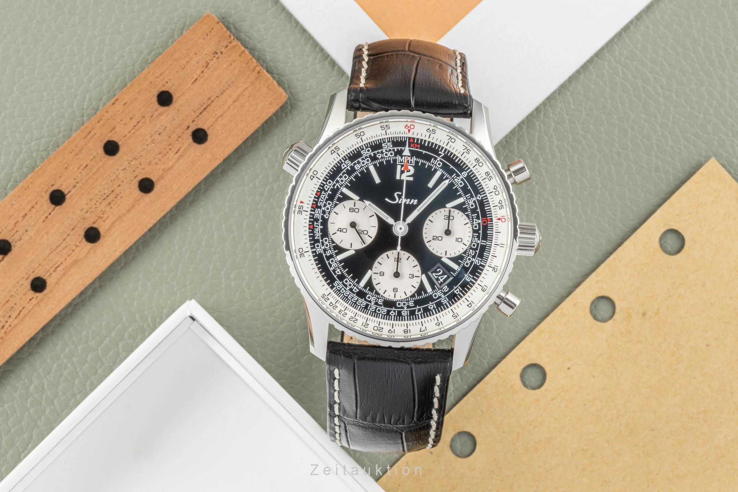 Sinn 903 St chronograph steel automatic men's watch 903.St 903.040  [2303907] - Image 3
