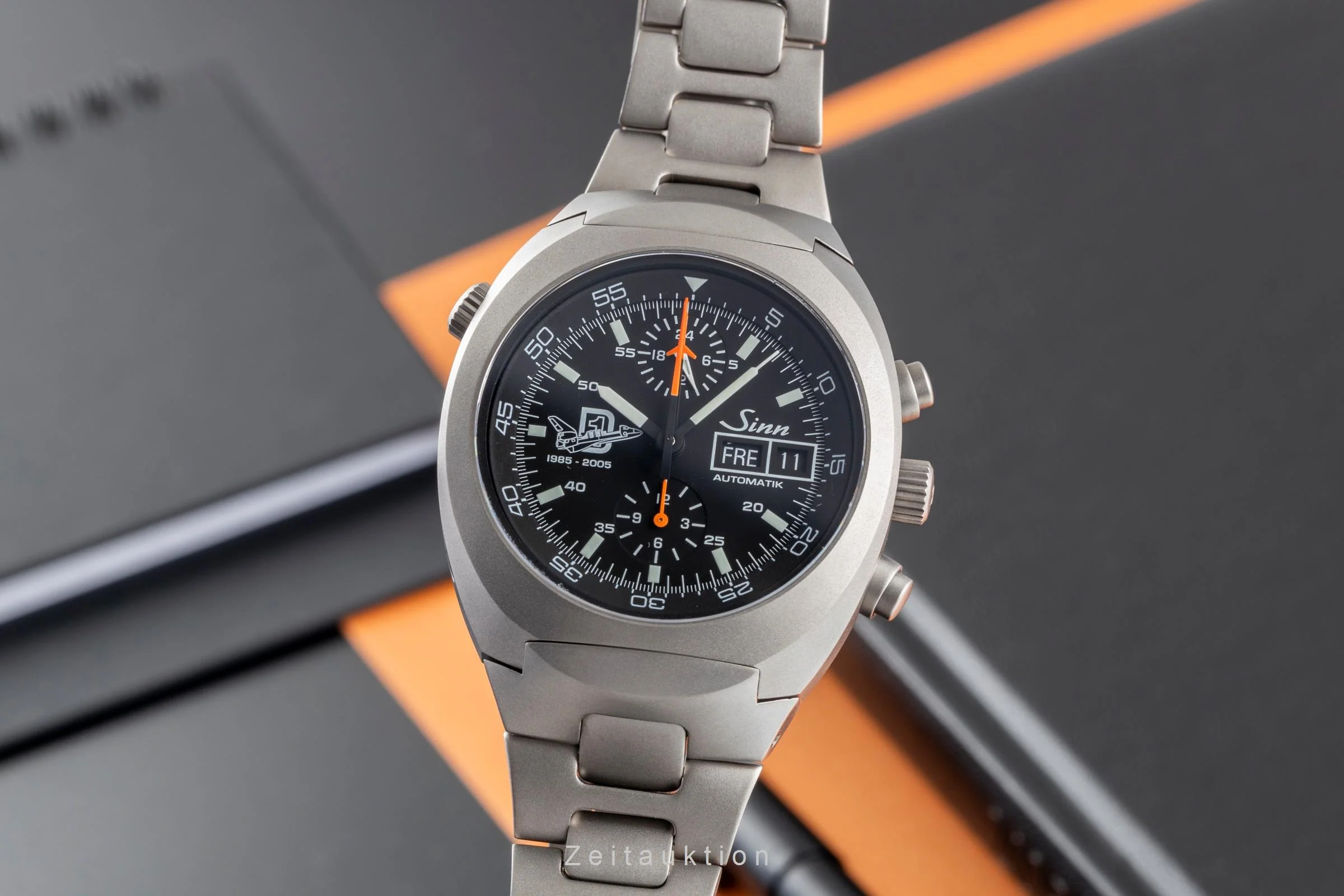 Sinn D1 Mission chronograph titanium automatic men's watch 142.044 Limited  [2502433] - Image 2