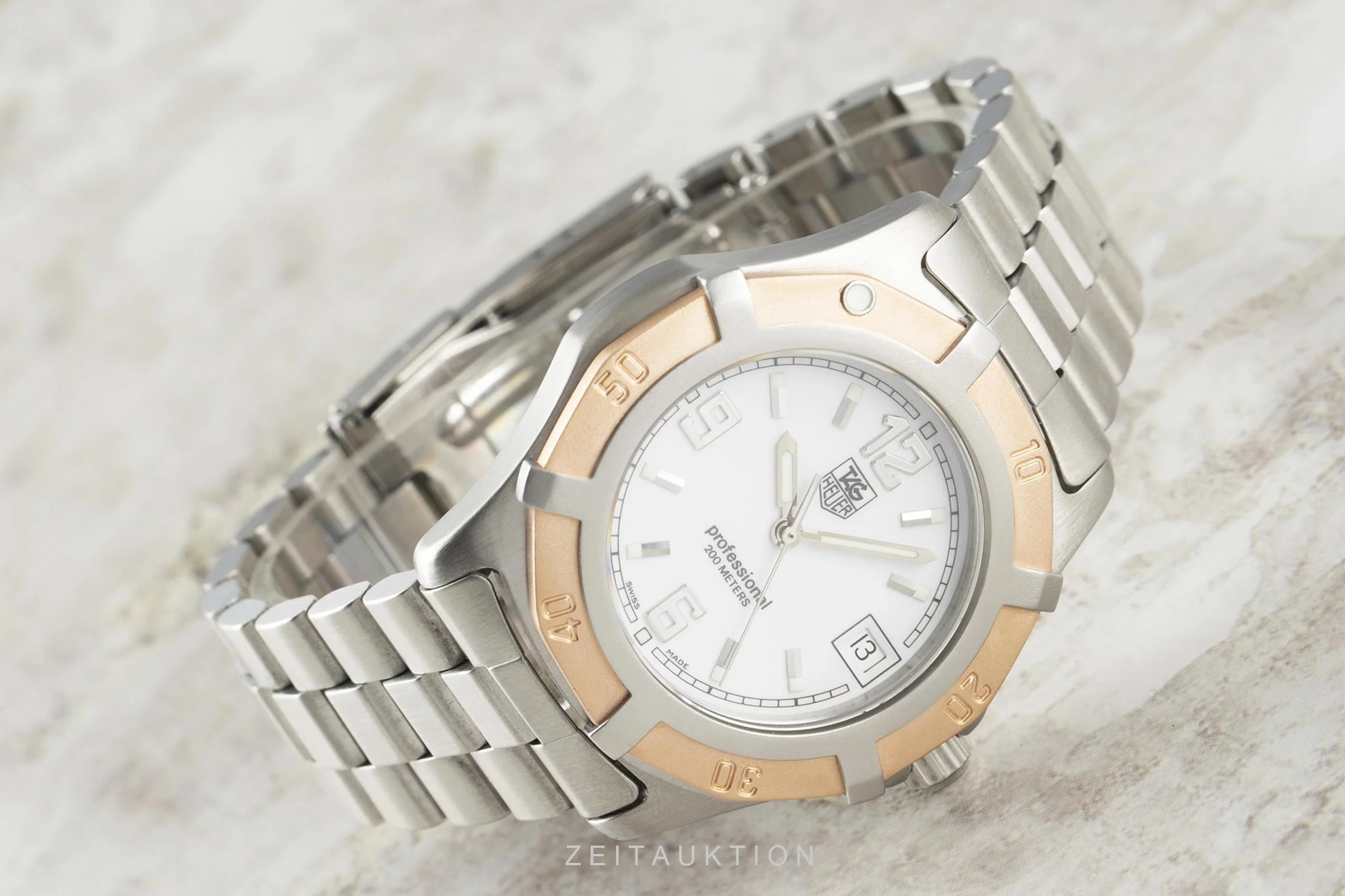 Tag Heuer 2000 tantalum / gold quartz men's watch WN1150  [2105346] - Image 2
