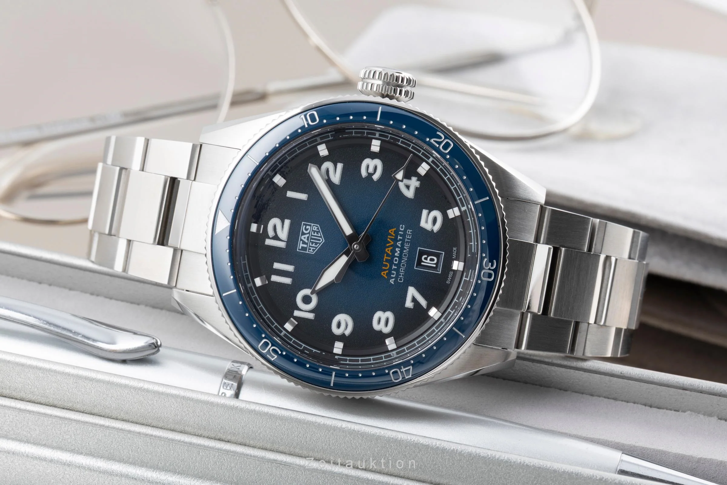 Tag Heuer Autavia steel automatic men's watch WEB5116  [2600877] - Image 3
